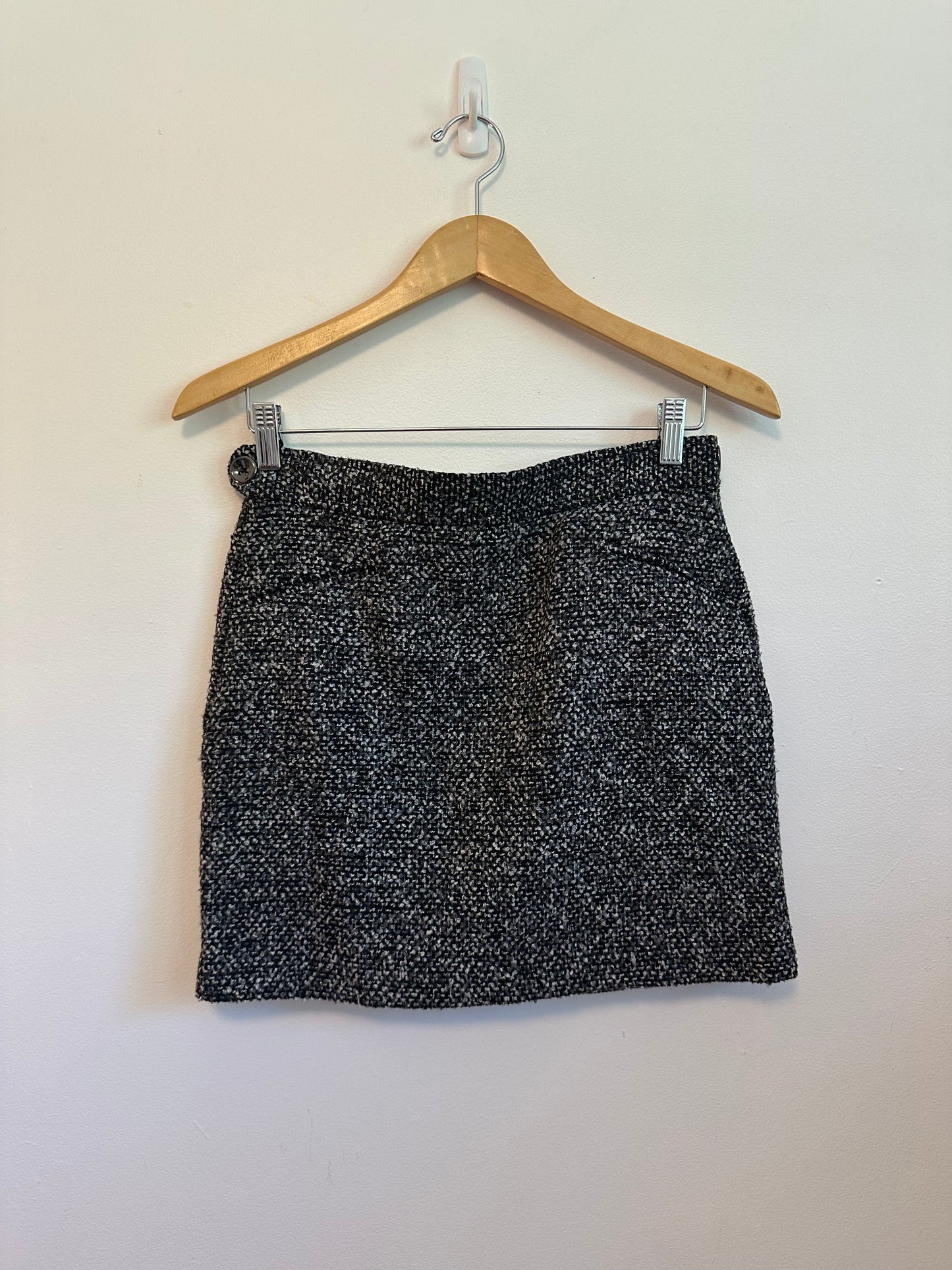 Brooklyn Industries Salt and Pepper Tweed Mini Skirt in Black and Grey | Size 4
