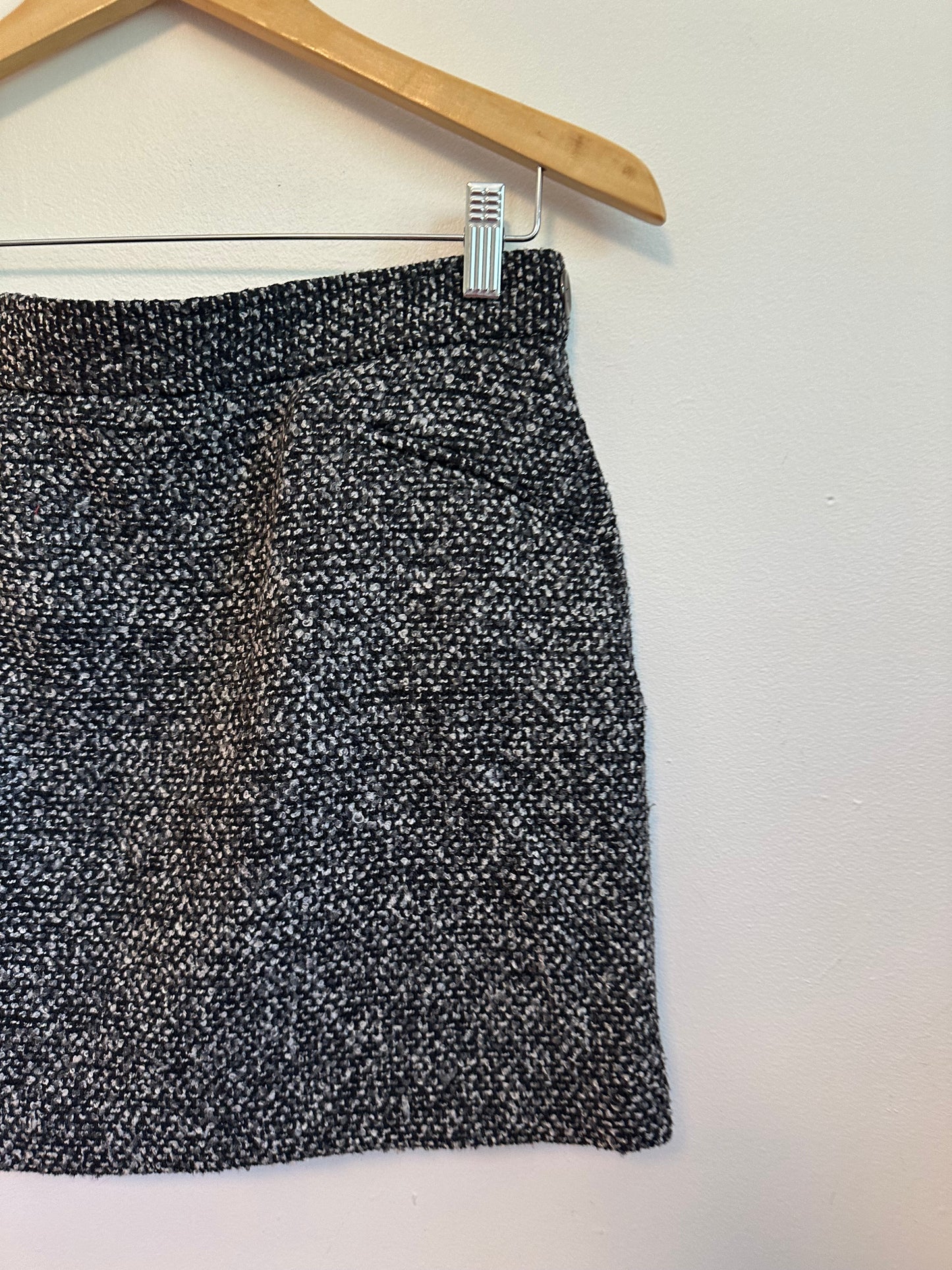 Brooklyn Industries Salt and Pepper Tweed Mini Skirt in Black and Grey | Size 4