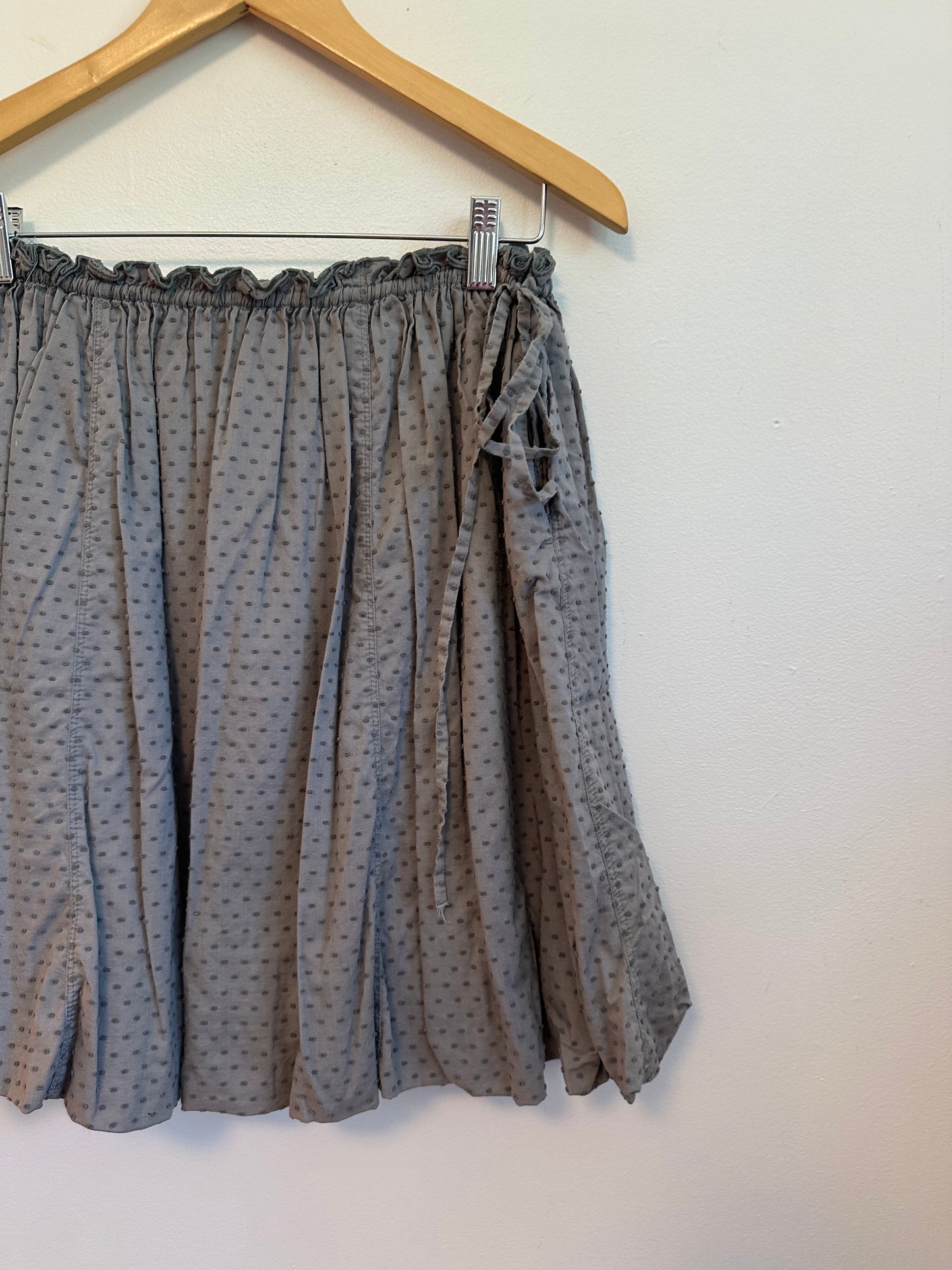 Gap Grey Swiss Dot Bubble Hem Mini Skirt | Size Medium