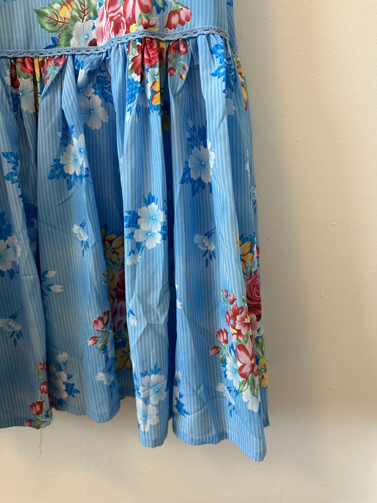 NWT Sunday Up Puff Sleeve Floral Smocked Bodice Dress | Size Large