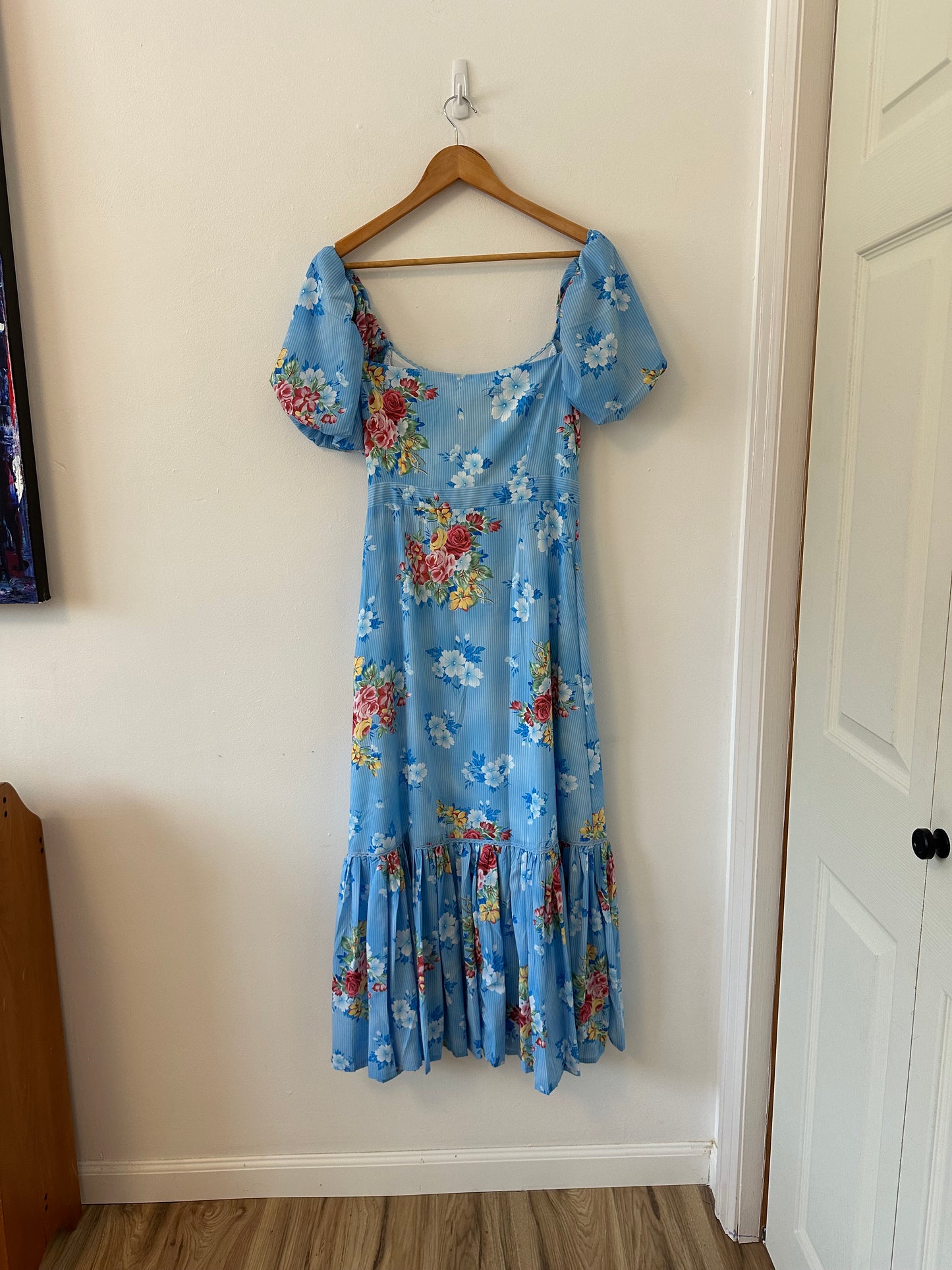 NWT Sunday Up Puff Sleeve Floral Smocked Bodice Dress | Size Large