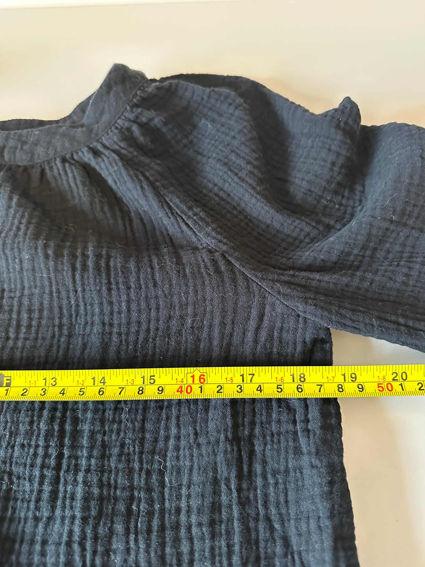 Madewell Cotton Gauze Button Back Blouse in Black | Size XS