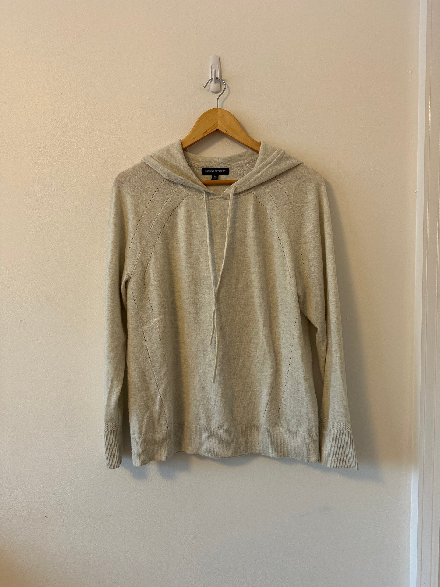 Banana Republic Light Gray Hooded Wool Blend Sweater | Size Medium
