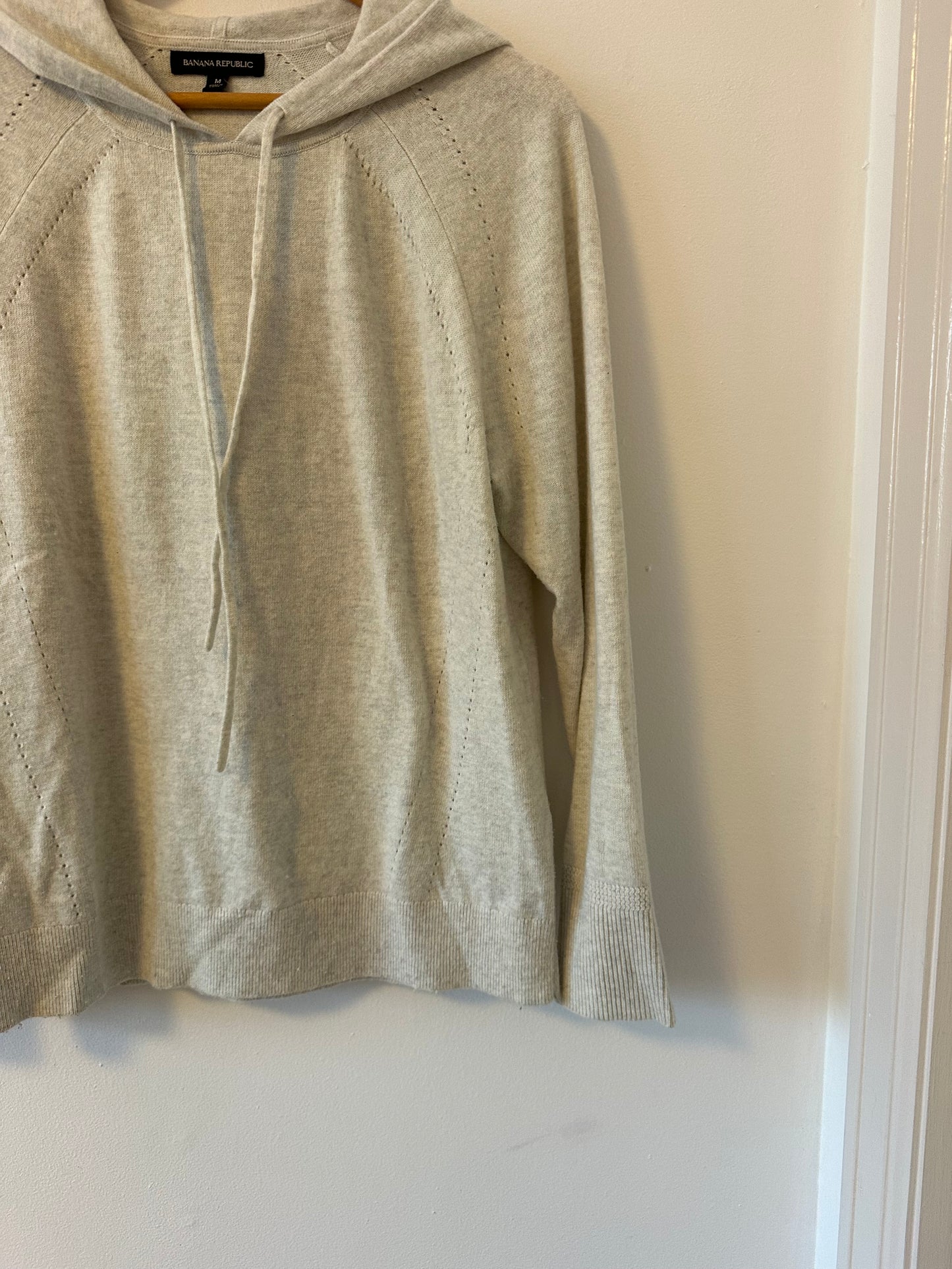 Banana Republic Light Gray Hooded Wool Blend Sweater | Size Medium