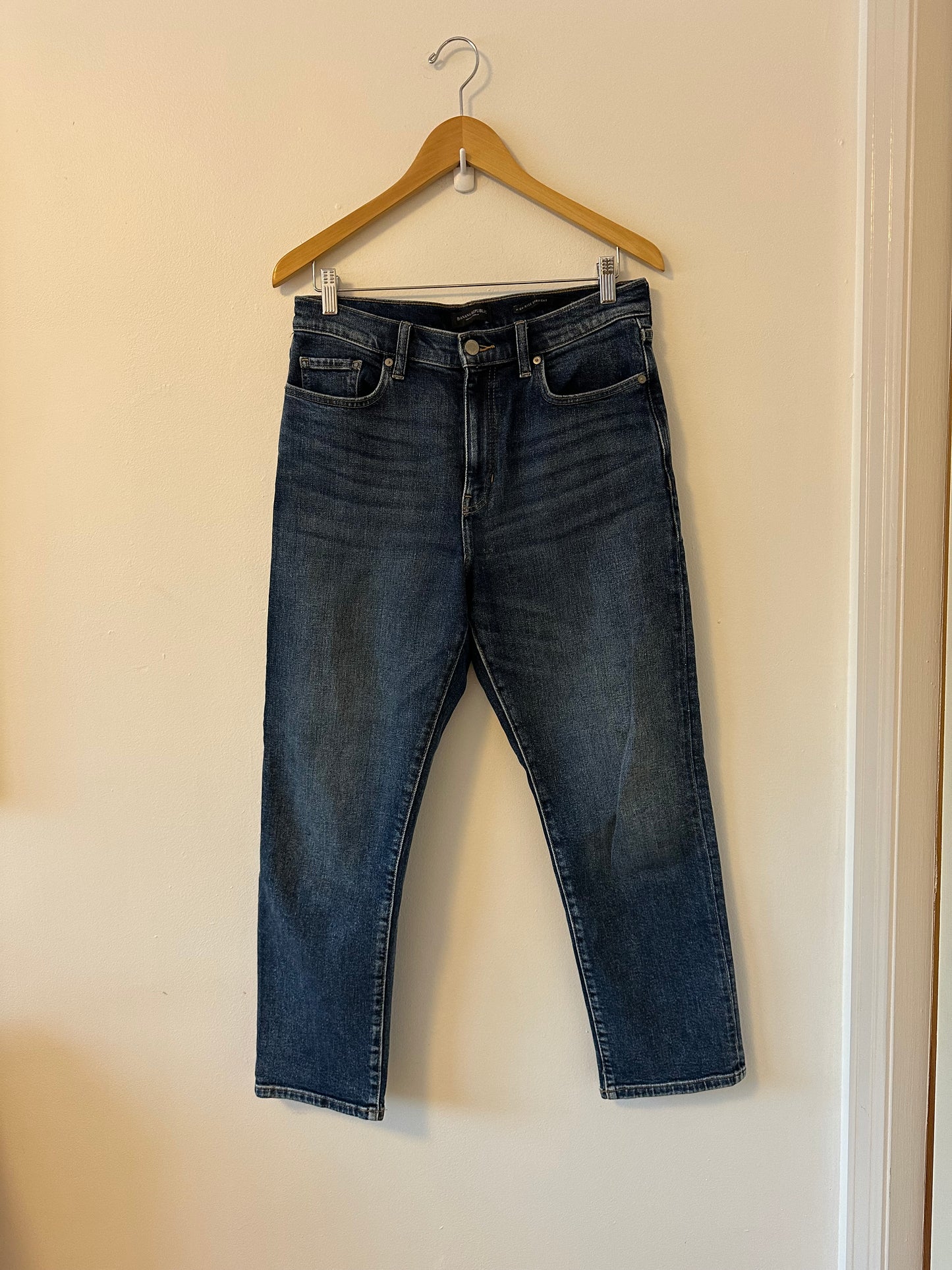 Banana Republic High Rise Straight Leg Dark Wash Jeans | Size 30