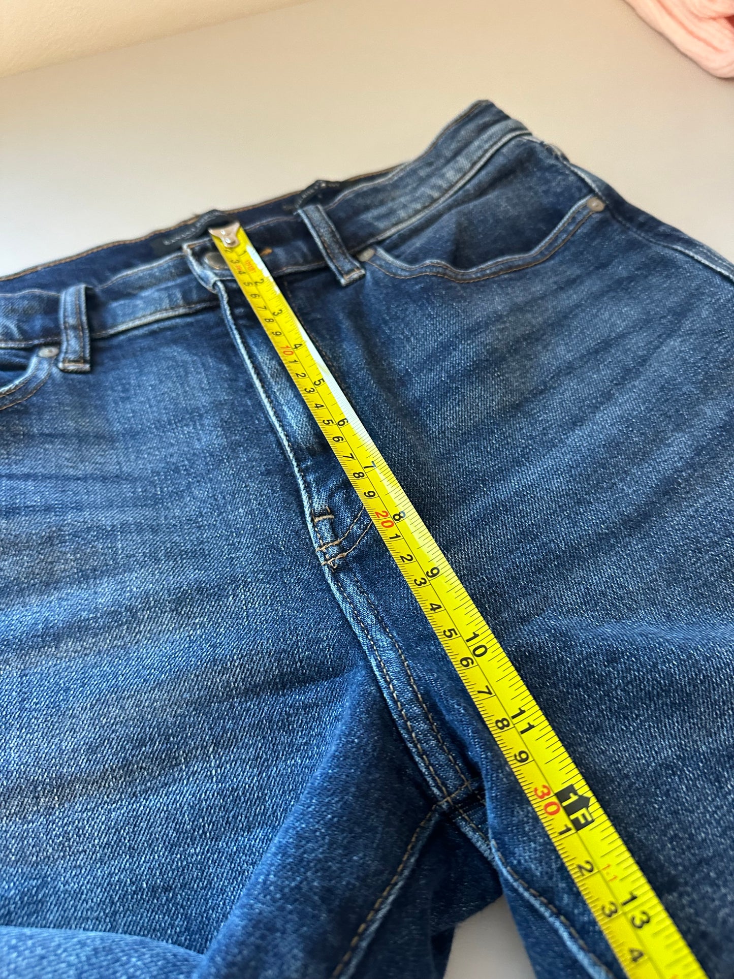 Banana Republic High Rise Straight Leg Dark Wash Jeans | Size 30