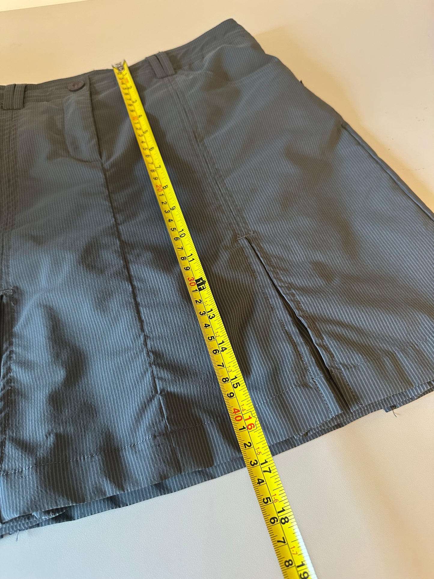Nivo by Lanctot Grey Pinstripe Golf Skirt | Size 2