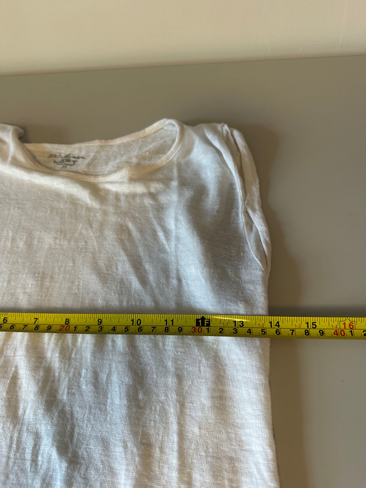 LOFT White 100% Linen Muscle  Sleeveless Crew Neck Tank Top | Size XS
