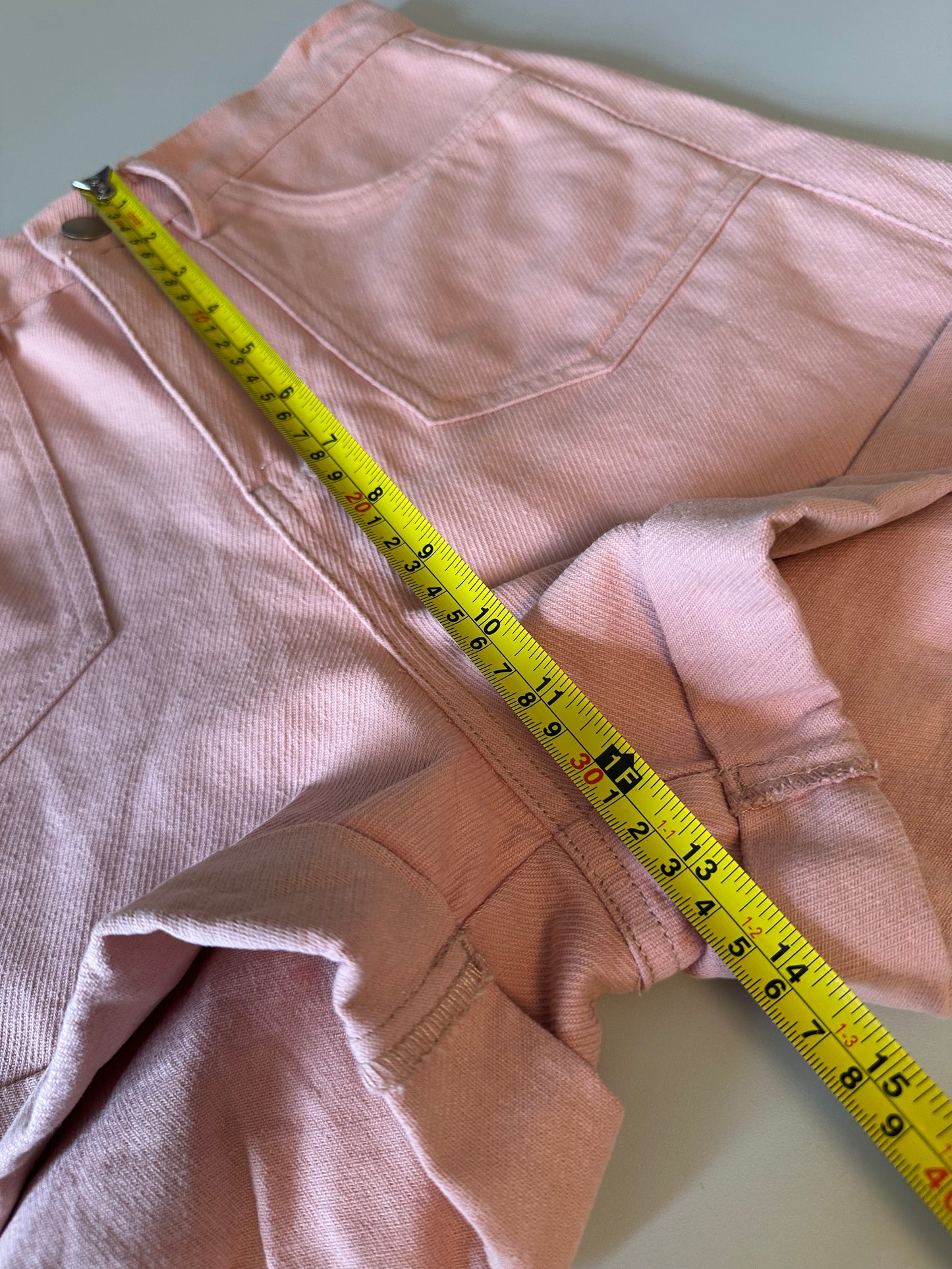BluIvy Pink Cuffed Chino Shorts | Size Small