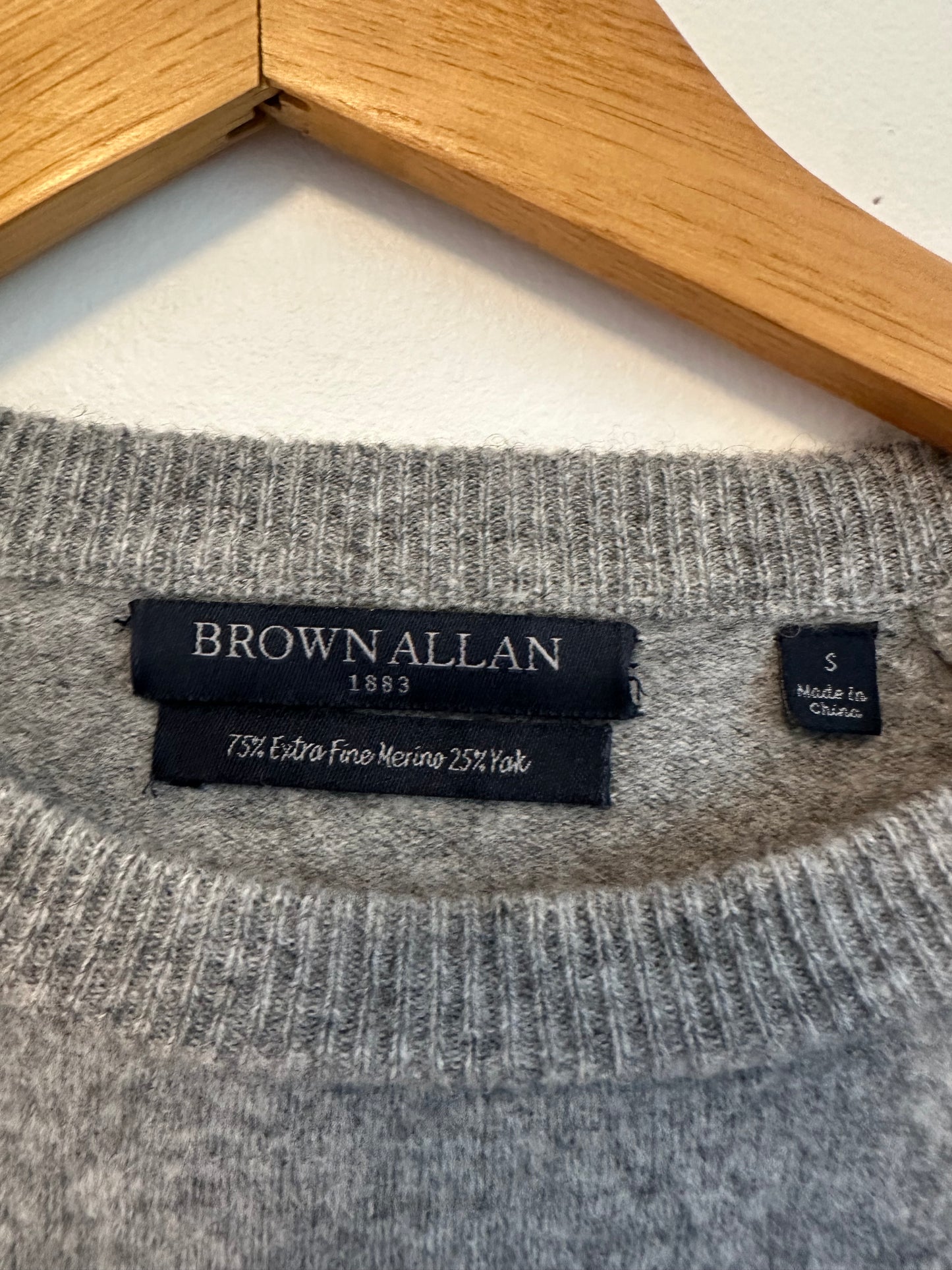 Brown Allan Grey Merino Wool Yak Blend Tie Cuff Crewneck Sweater | Size Small