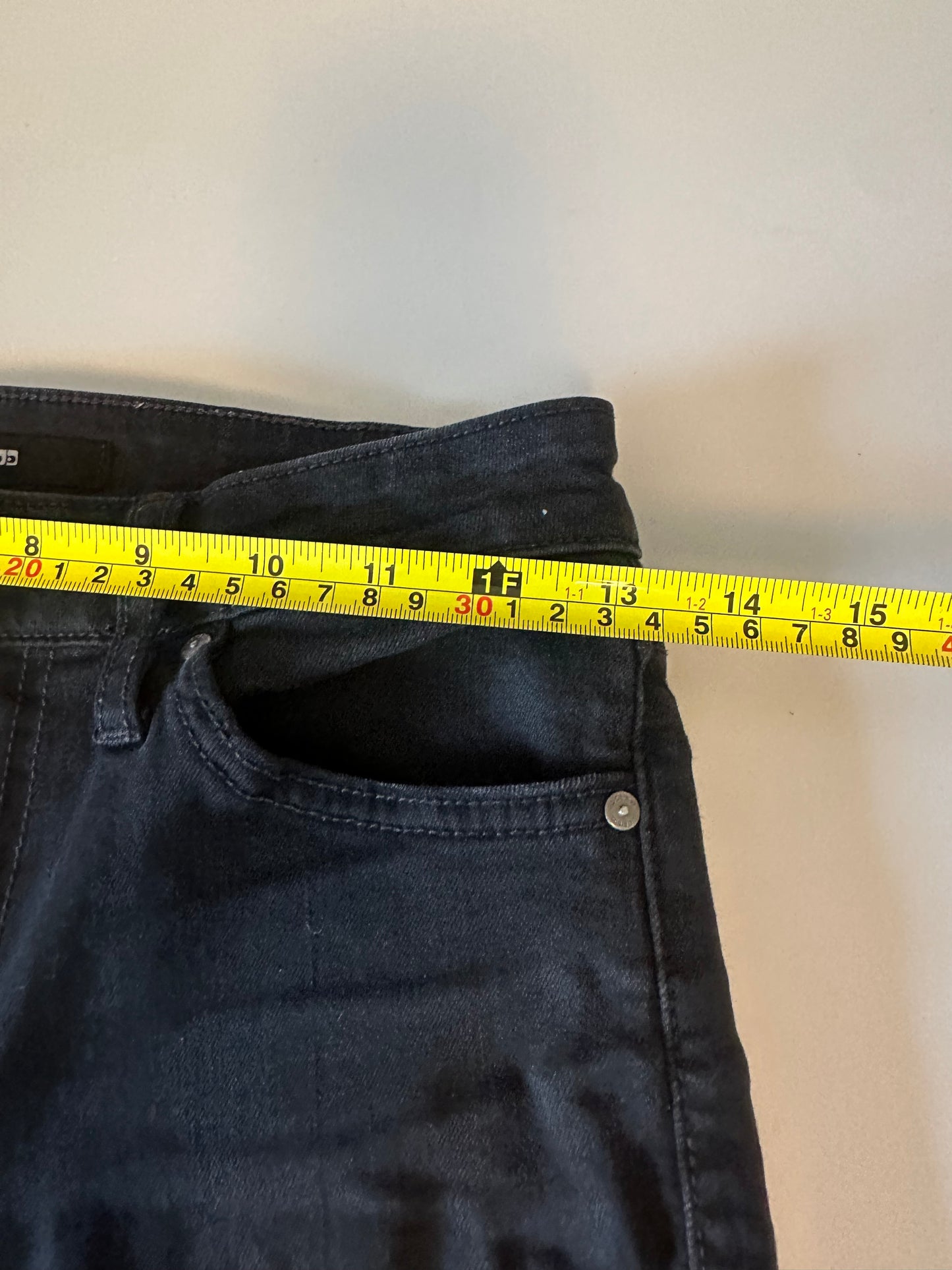 Joes Jeans Vixen Ankle Skinny Raw Hem Black Jeans | Size 26