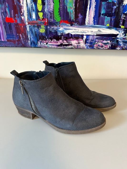 Carlos Santana Grey Faux Suede Ankle Boots