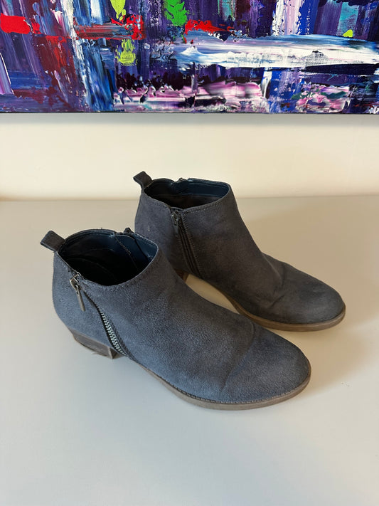 Carlos Santana Grey Faux Suede Ankle Boots