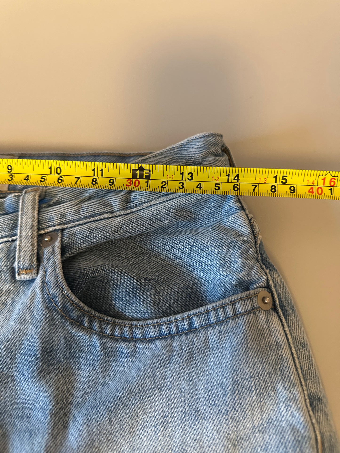 Everlane The 90s Cheeky Straight Leg Jean in Vintage Blue | Size 27 Crop