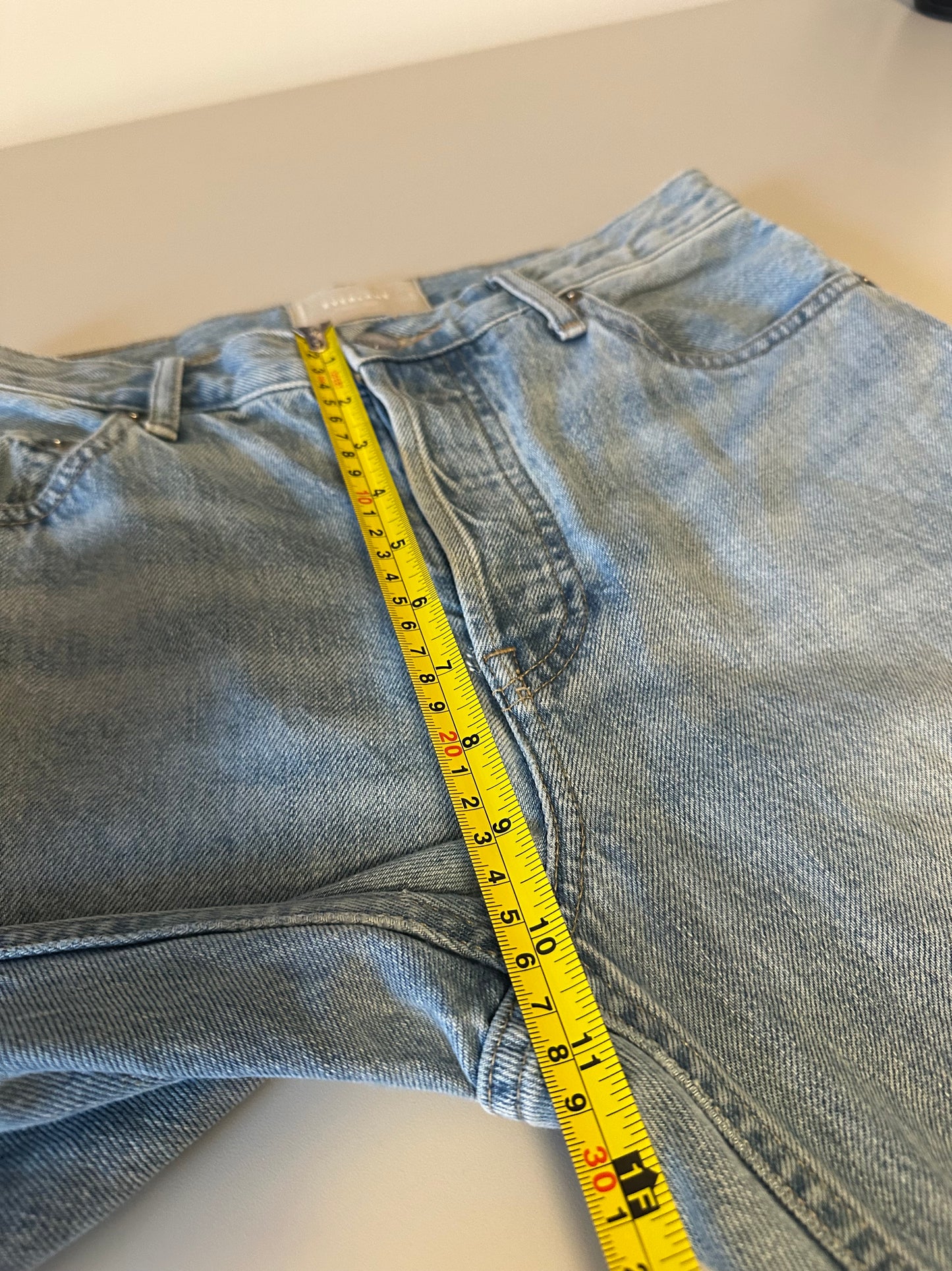 Everlane The 90s Cheeky Straight Leg Jean in Vintage Blue | Size 27 Crop