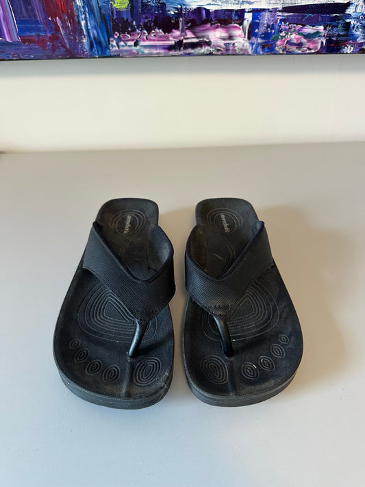 Aerothotic Women Black Orthotic Arch Support Flip Flop Sandals | Size 36 / US 6
