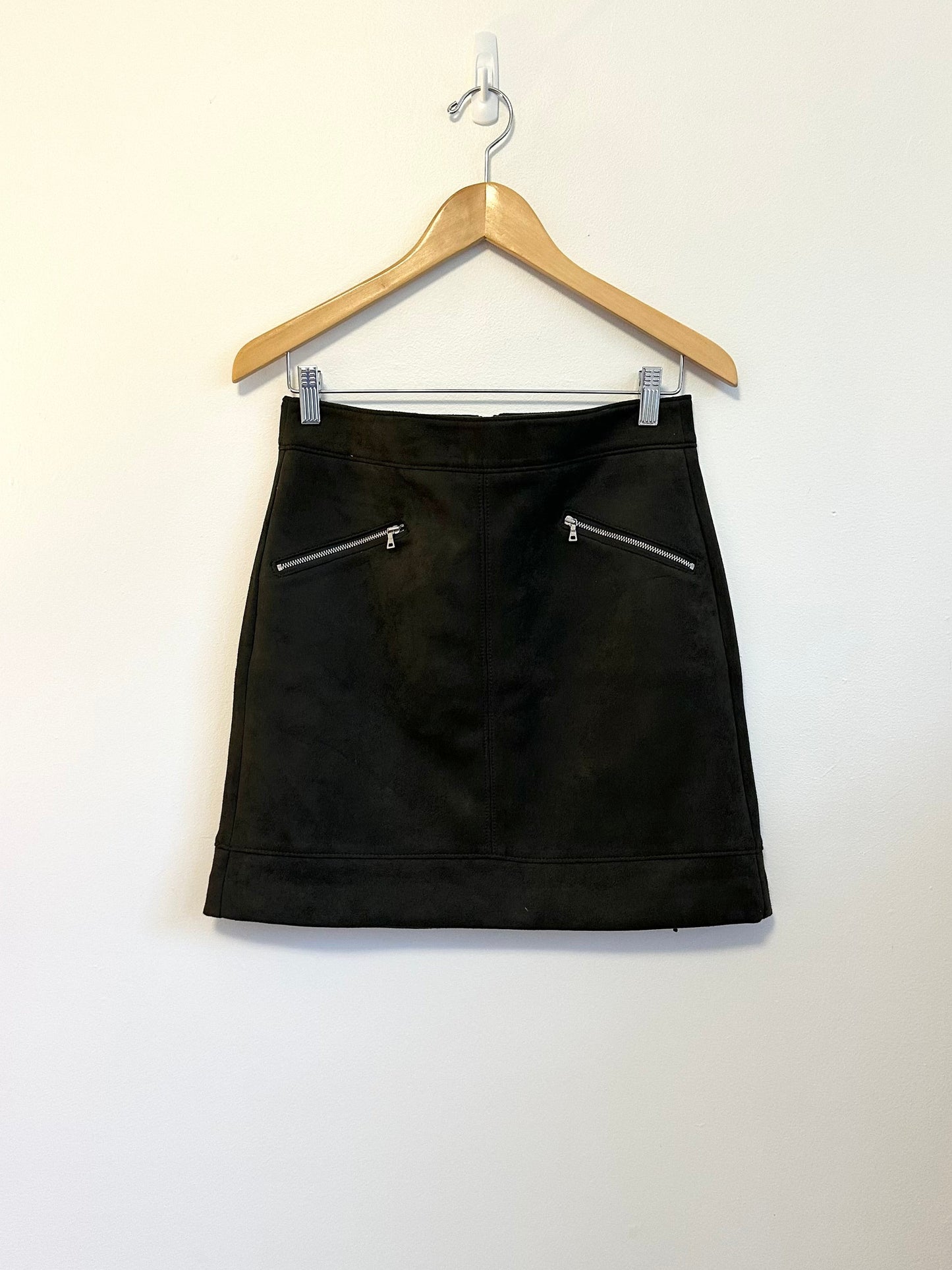Loft Faux Suede Zipper Mini Skirt in Olive Green | Size 2