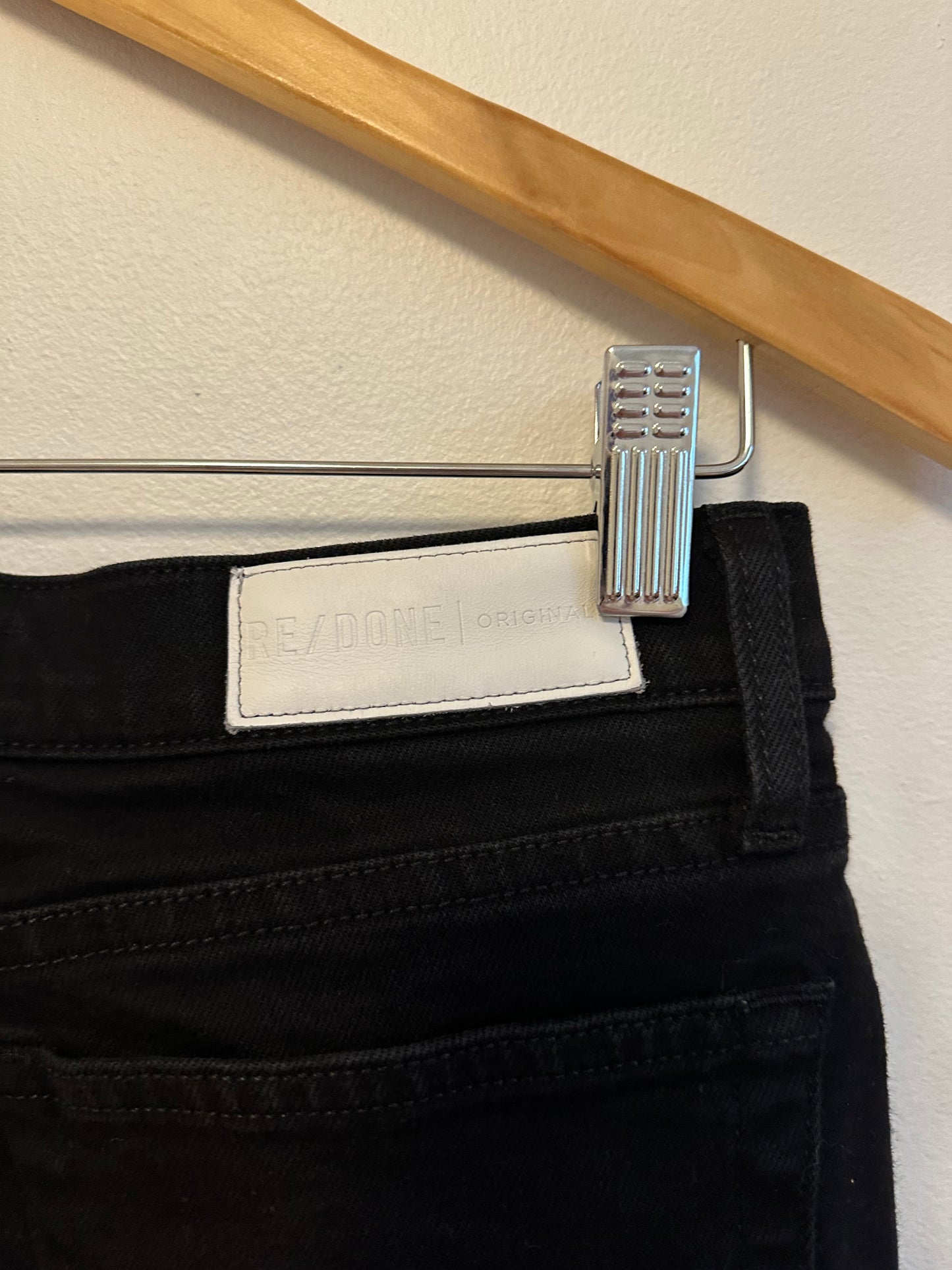 Re/Done Mid Rise Skinny Leg Jeans in Black | Size 27