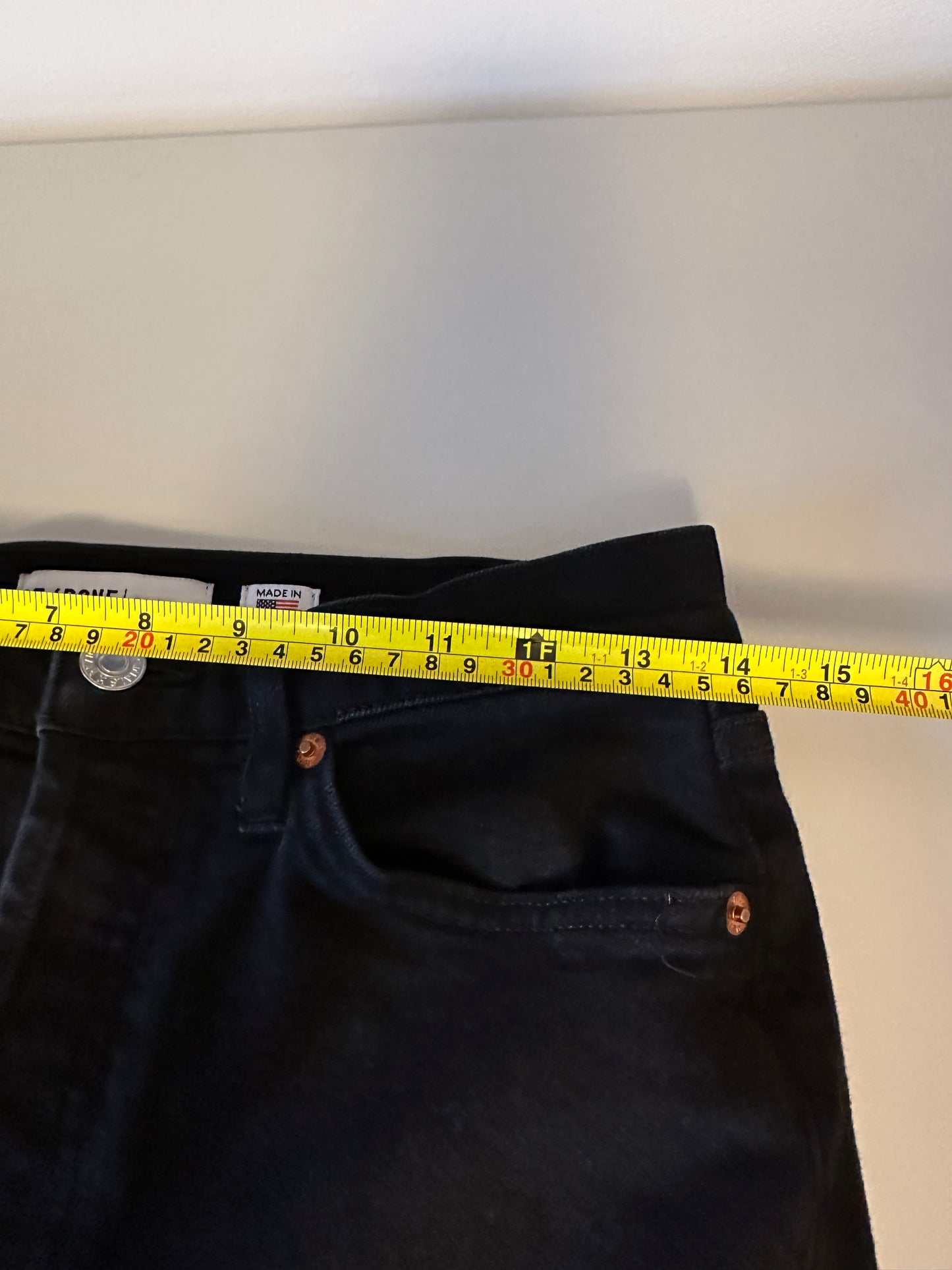 Re/Done Mid Rise Skinny Leg Jeans in Black | Size 27