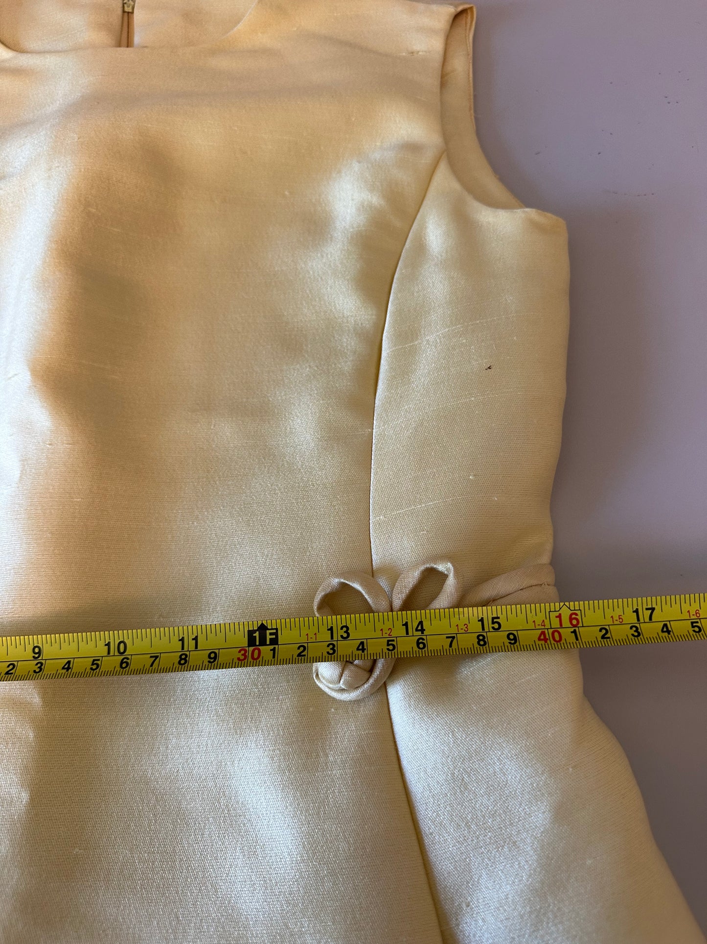 Vintage 1960s Butter Yellow Silk Shantung Sleeveless Shift Dress