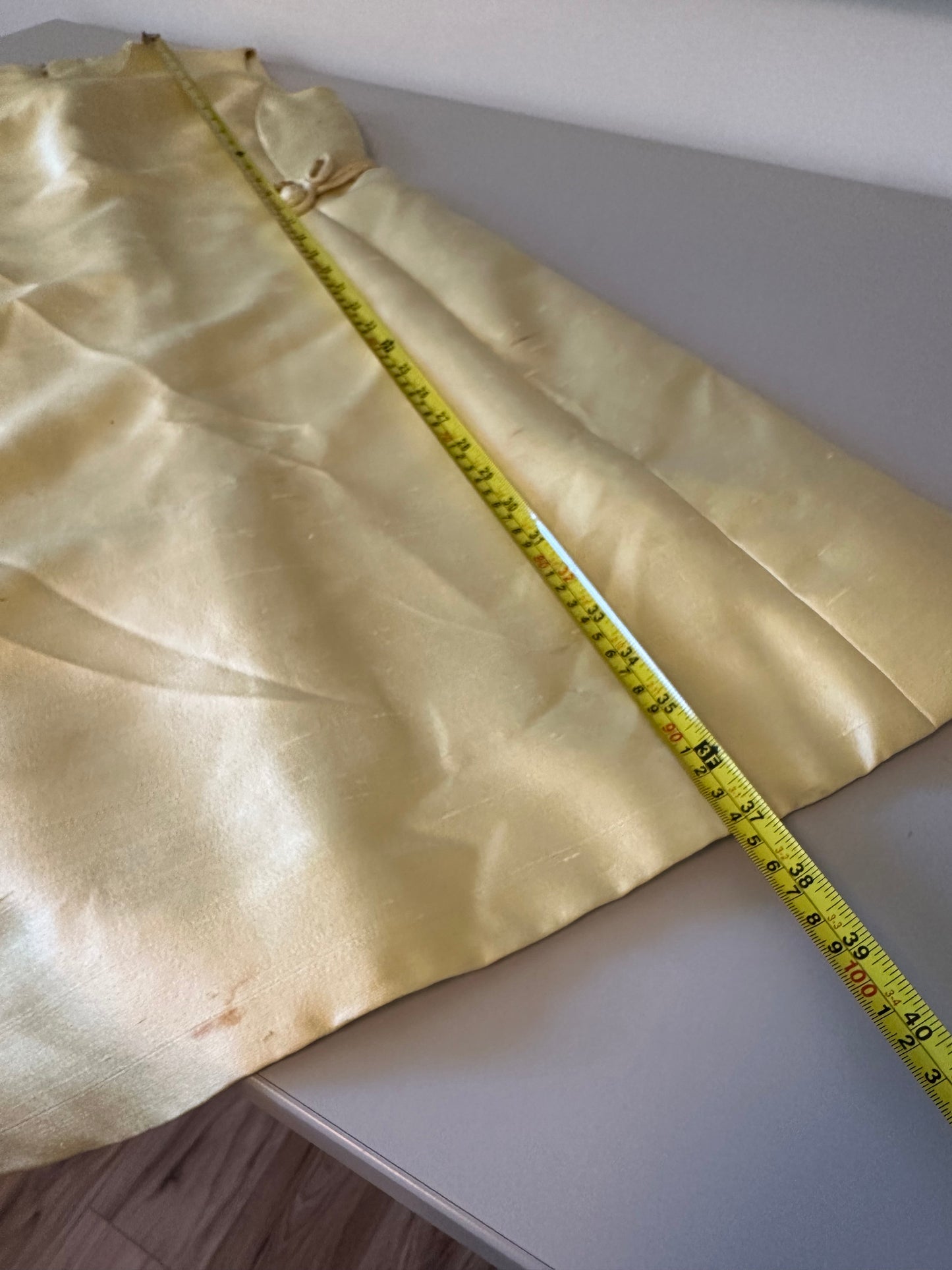 Vintage 1960s Butter Yellow Silk Shantung Sleeveless Shift Dress