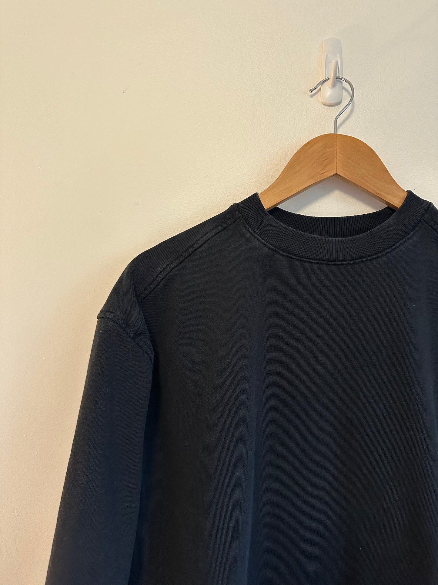 Everlane The Off Duty Terry Crewneck Sweatshirt in Black | Size XS