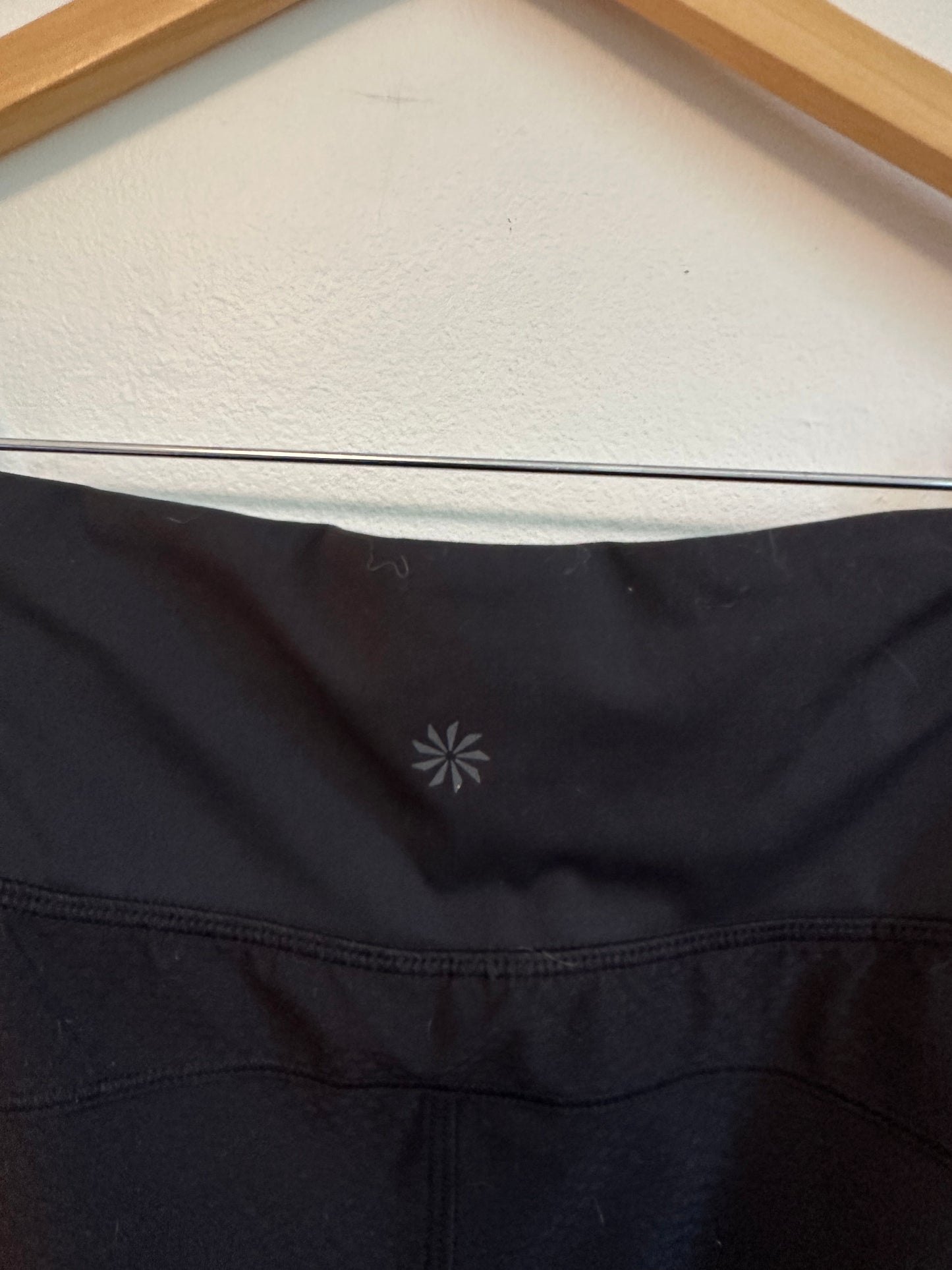 Athleta Distance High Rise Jogger Pants in Black | Size Small