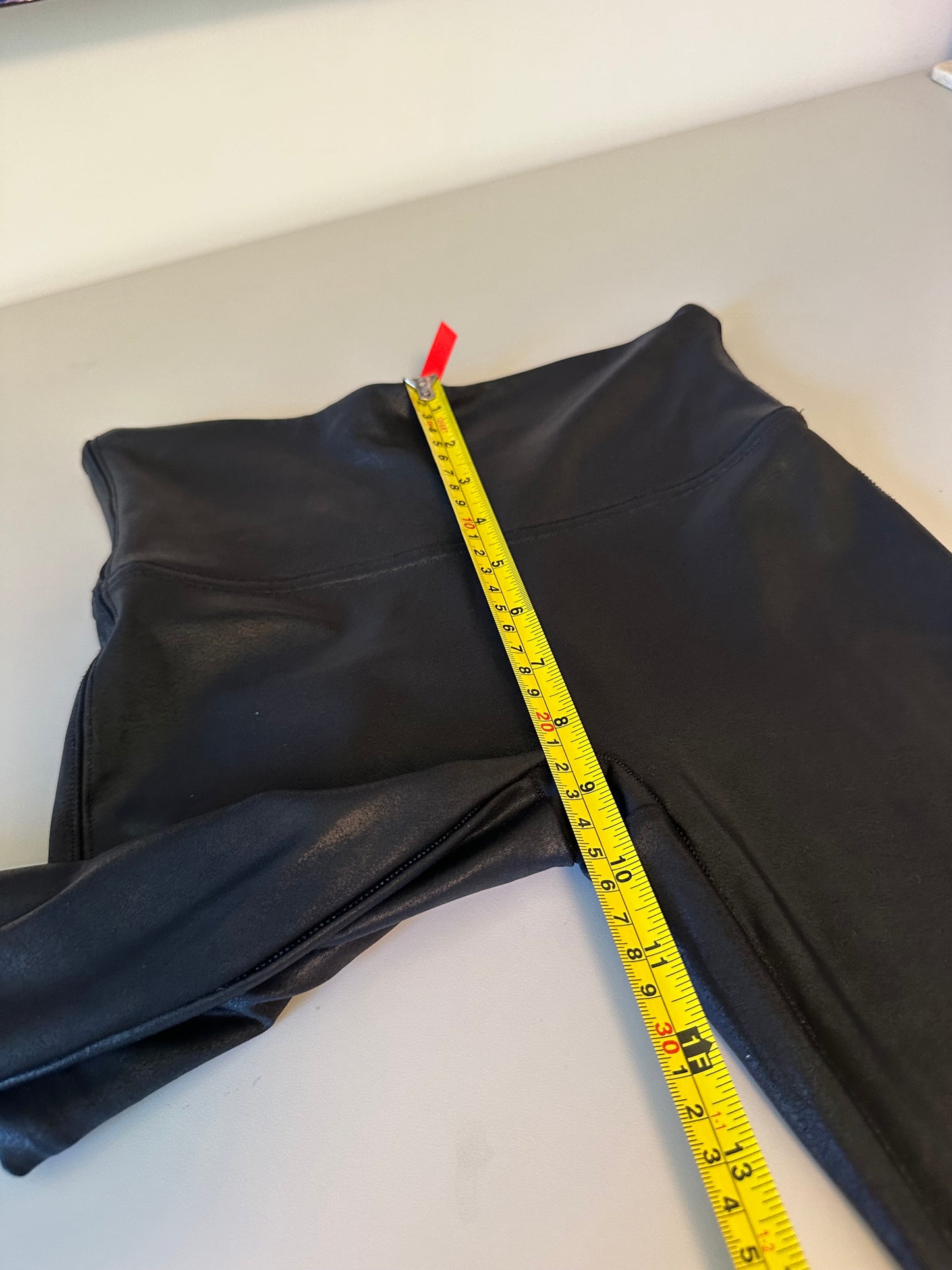 Spanx Faux Leather High Rise Compression Leggings in Very Black | Size Small