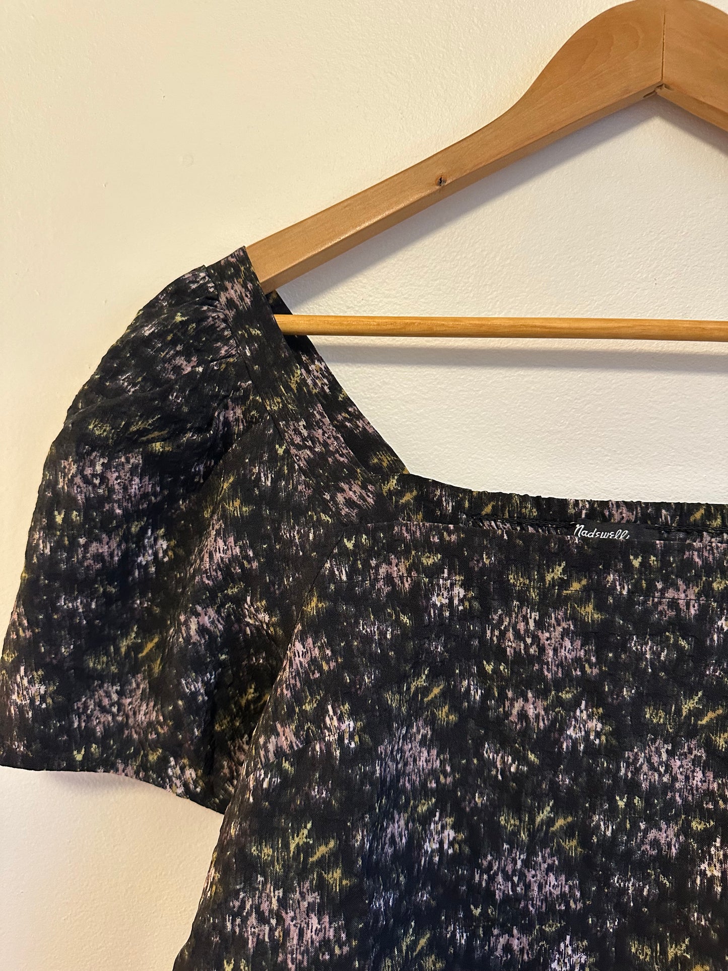 Madewell NWT Gemma Black Floral Smocked Back Crop Top | Size Small