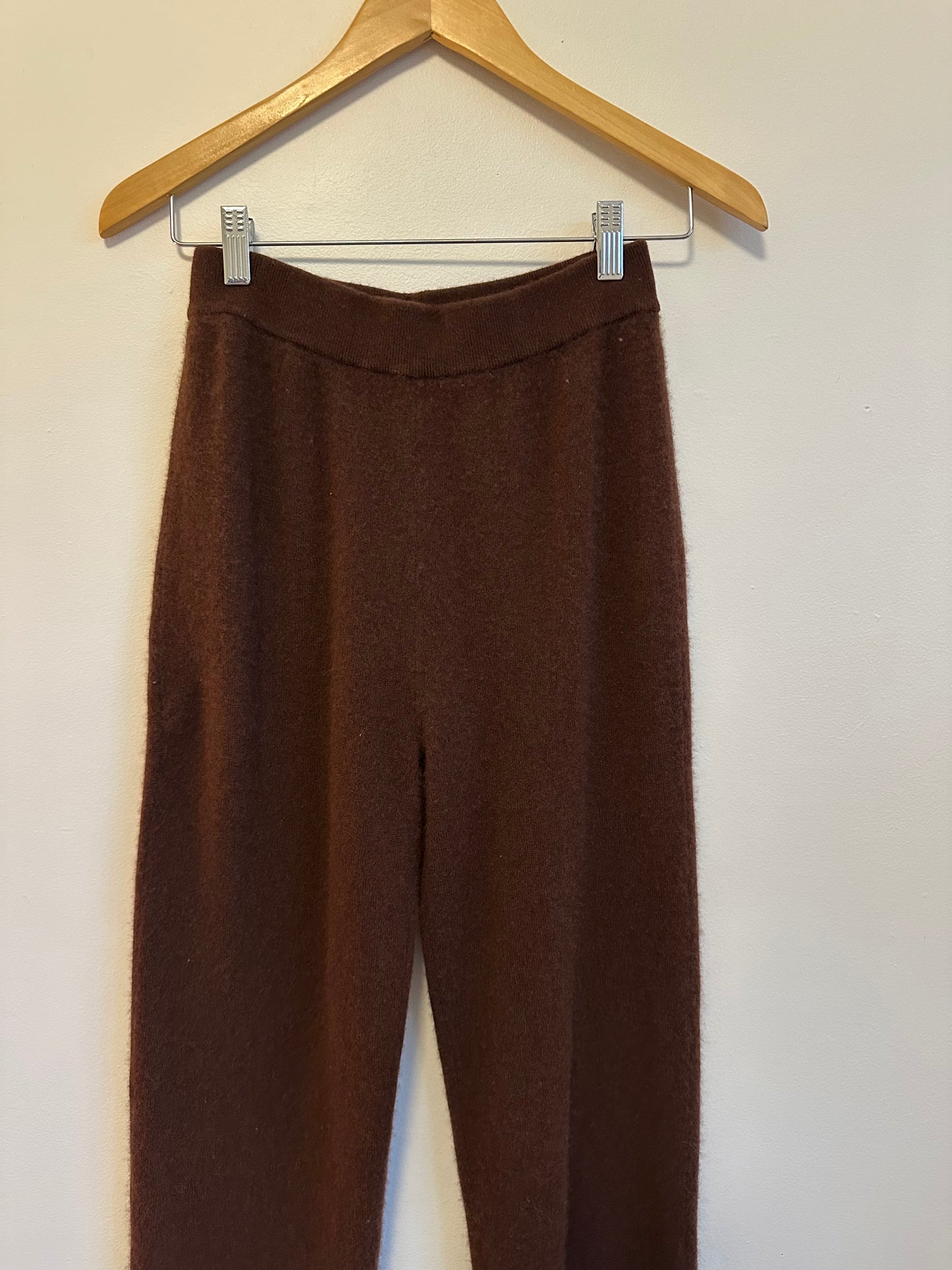 Naadam Washable Cashmere Sweatpants in Brown | Size XS