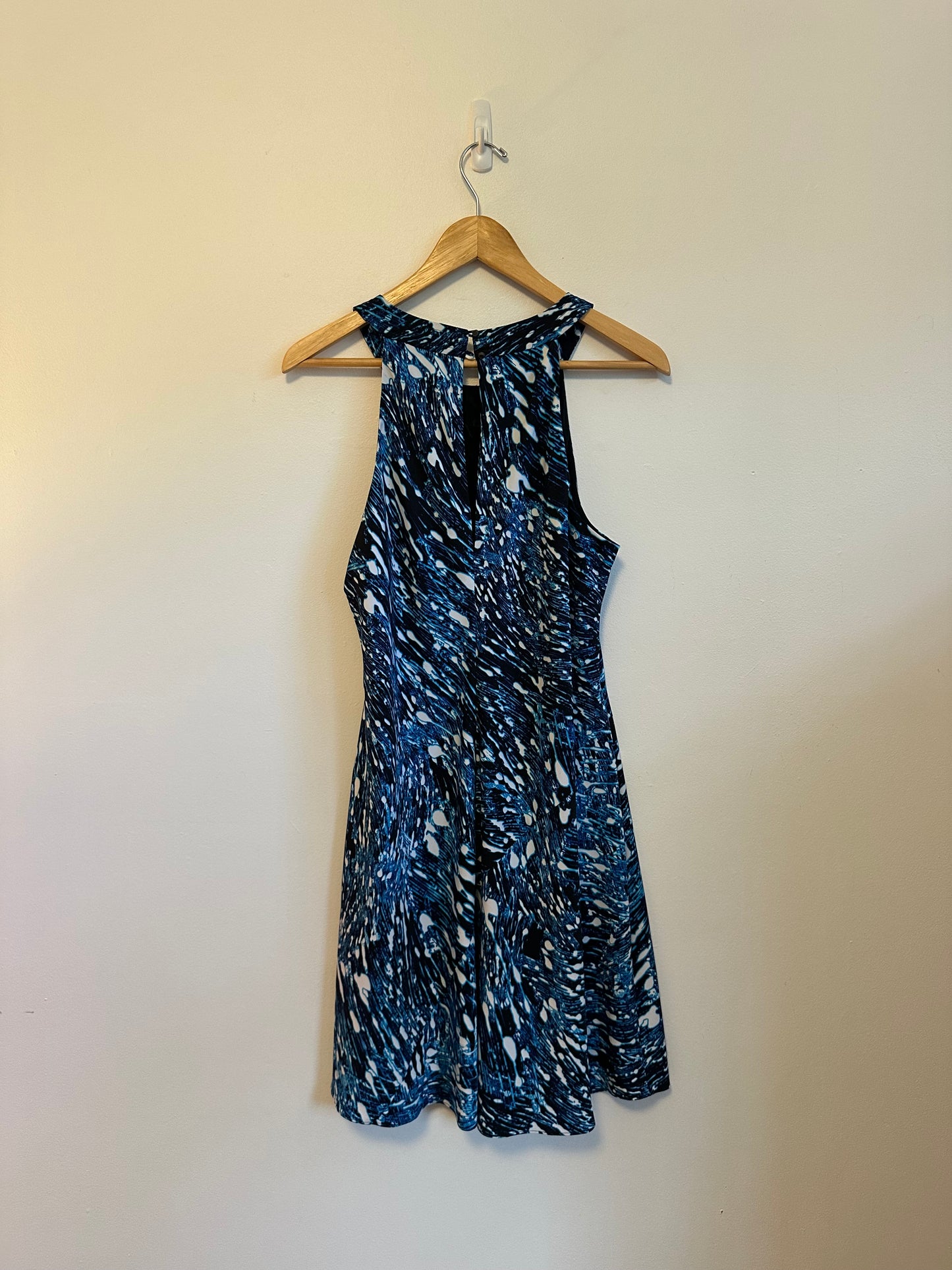 Ali Ro Blue Abstract Brushstroke Halter Shift Dress | Size 8
