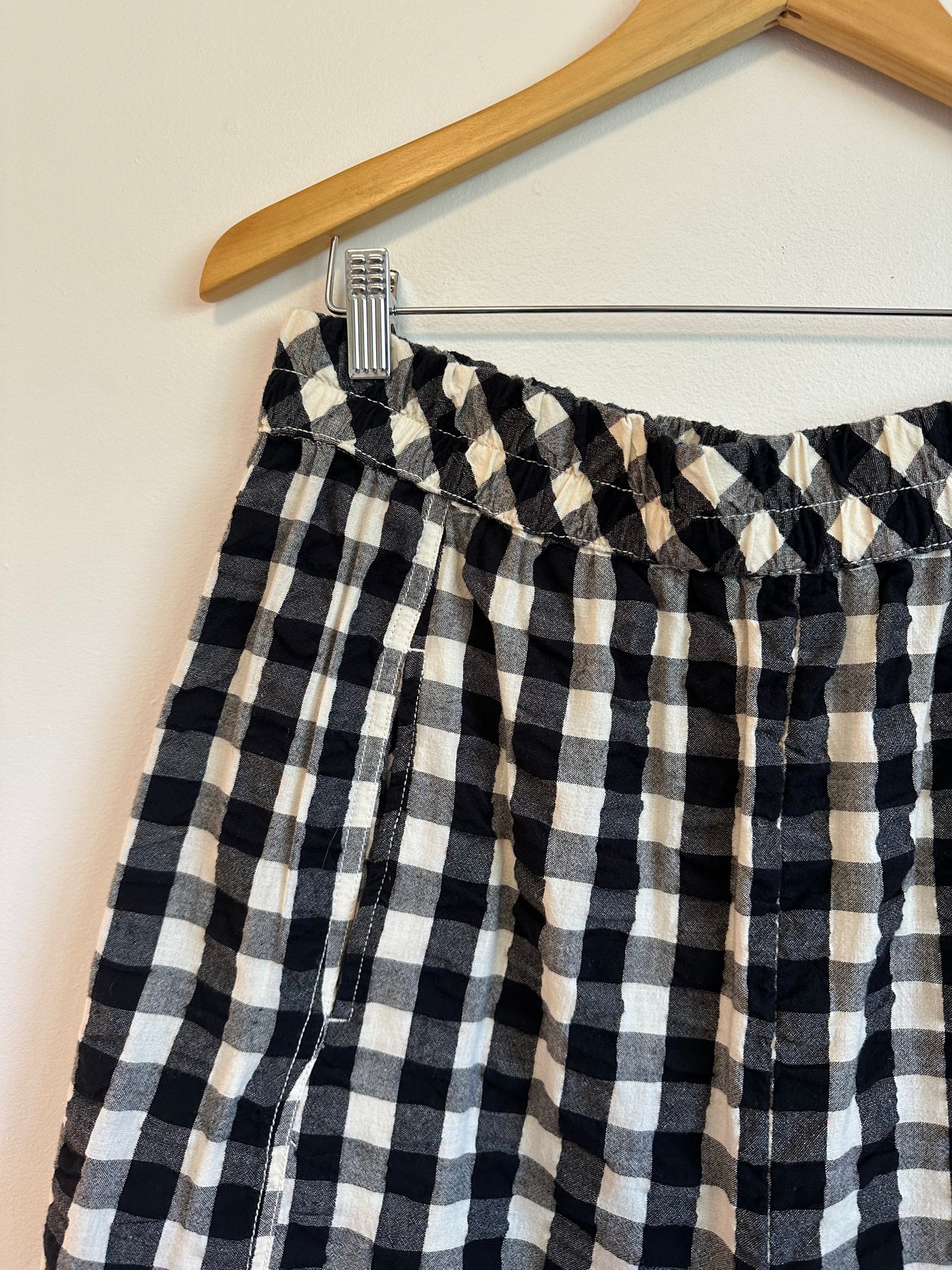NWT Free People Get Free Seersucker Pull On Shorts in Black and White | Size XL