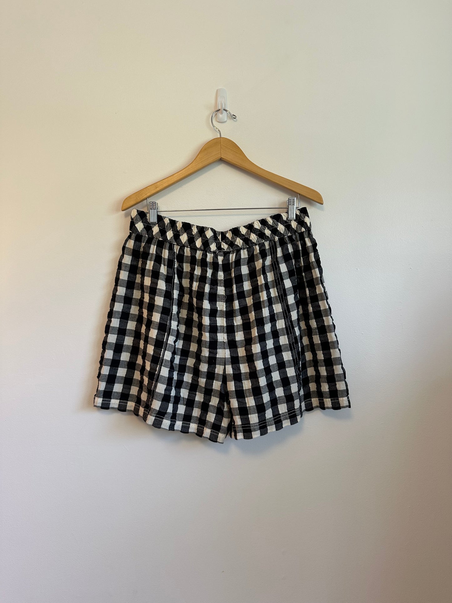 NWT Free People Get Free Seersucker Pull On Shorts in Black and White | Size XL