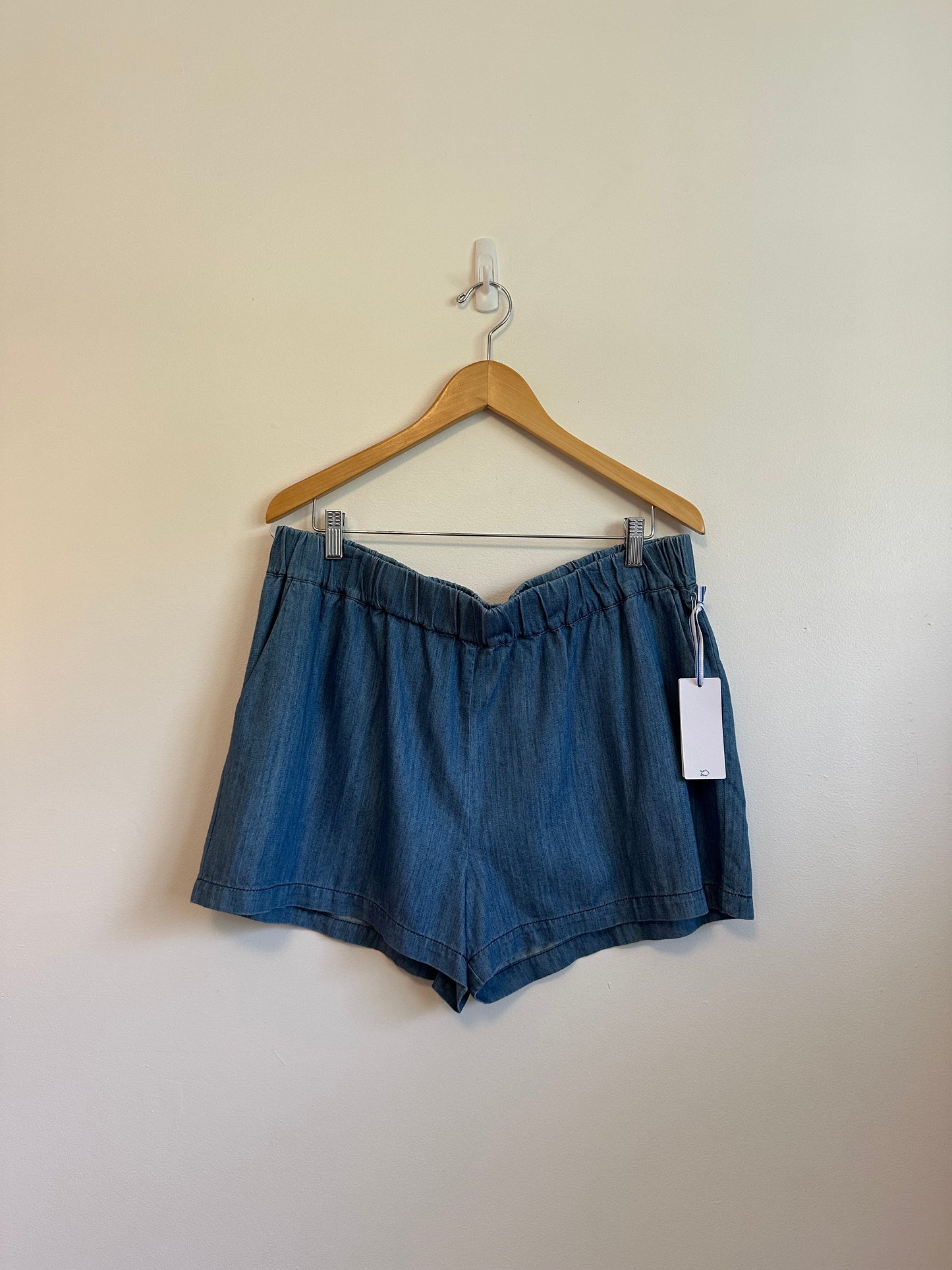 Southern Tide NWT Woven Denim Pull On Shorts in Blue | Size XL
