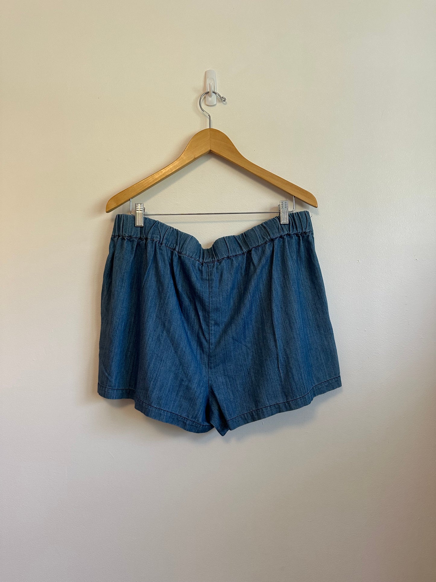 Southern Tide NWT Woven Denim Pull On Shorts in Blue | Size XL