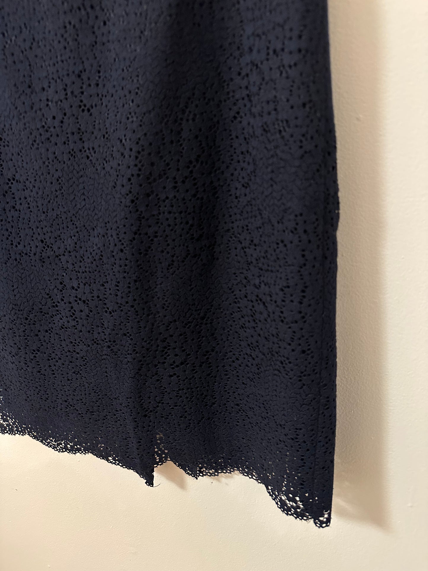 Ann Taylor Black Lace Cotton Blend Pencil Skirt | Size 2