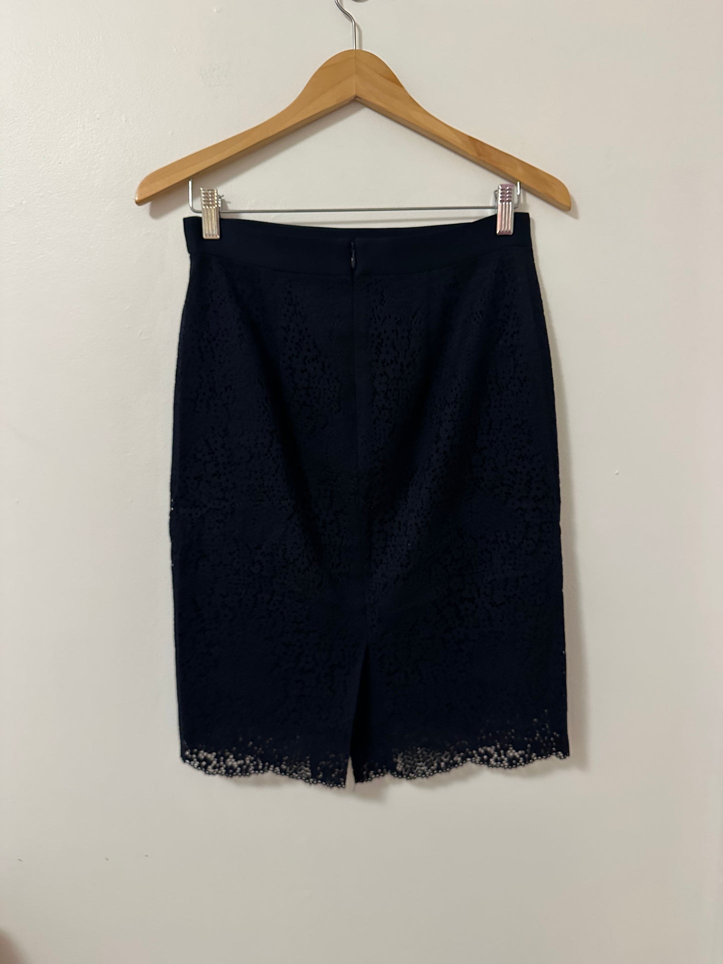 Ann Taylor Black Lace Cotton Blend Pencil Skirt | Size 2