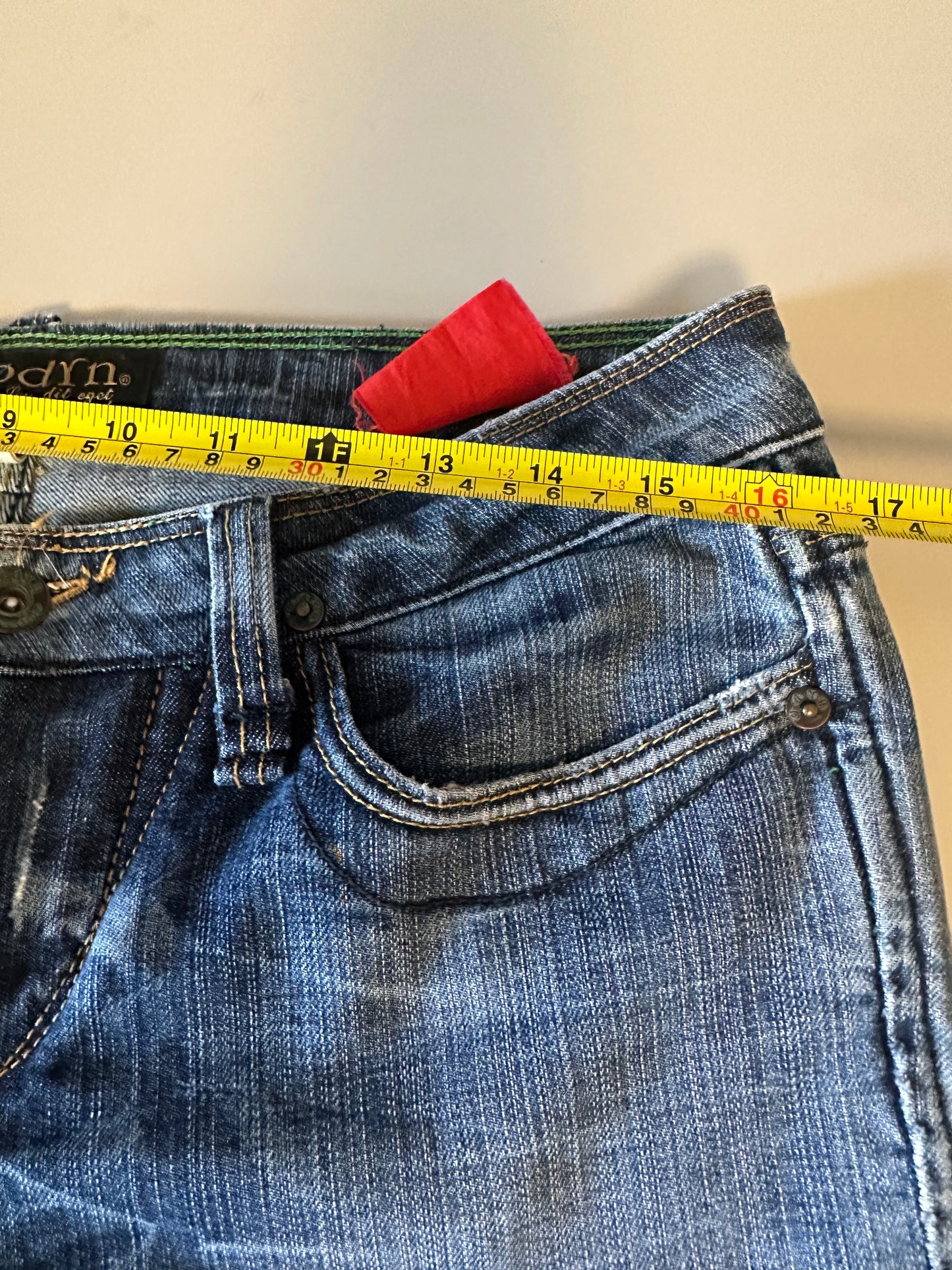 Odyn Low Rise Bootcut Jeans in Medium Wash Blue Denim | Size 30