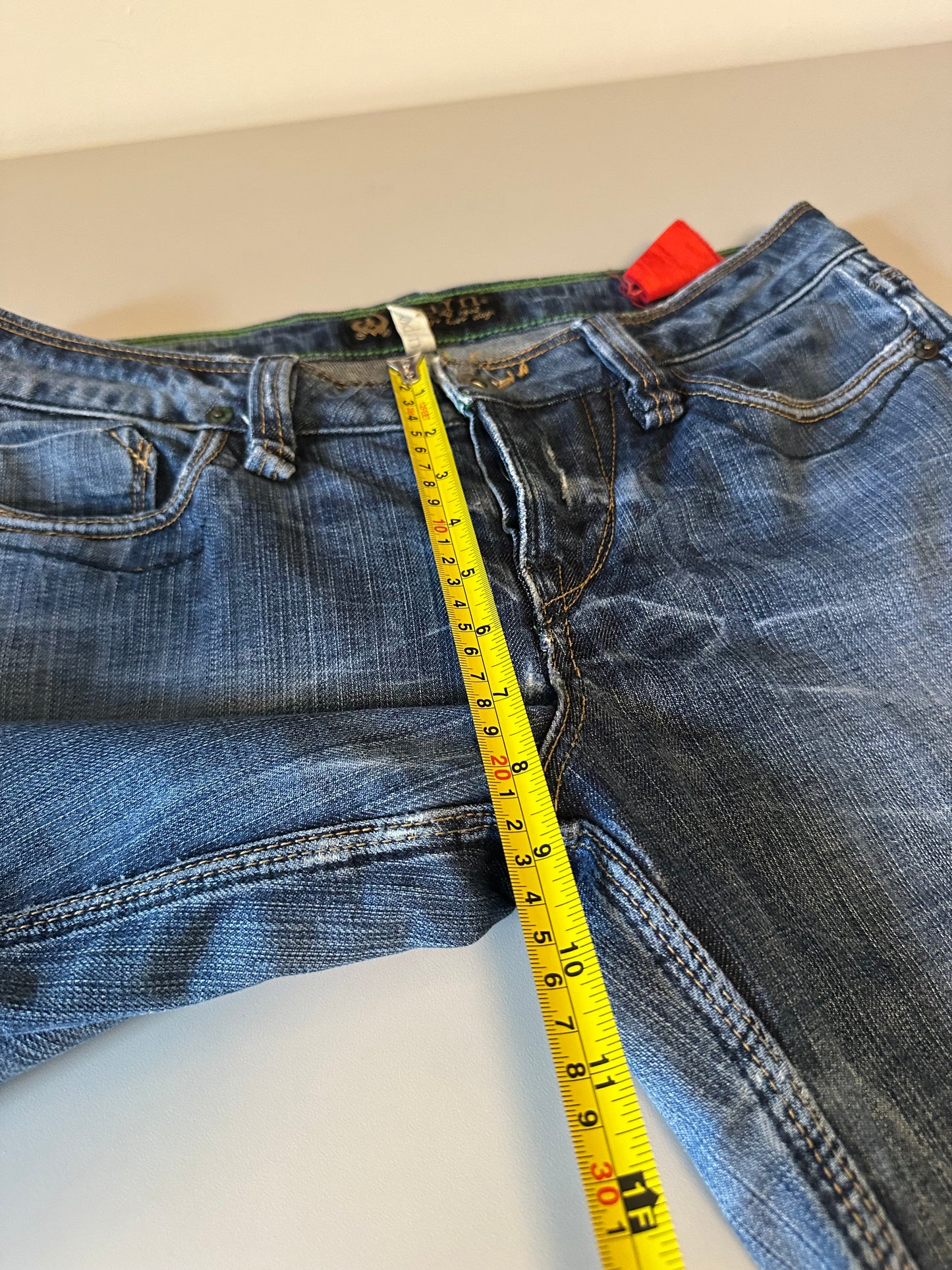 Odyn Low Rise Bootcut Jeans in Medium Wash Blue Denim | Size 30