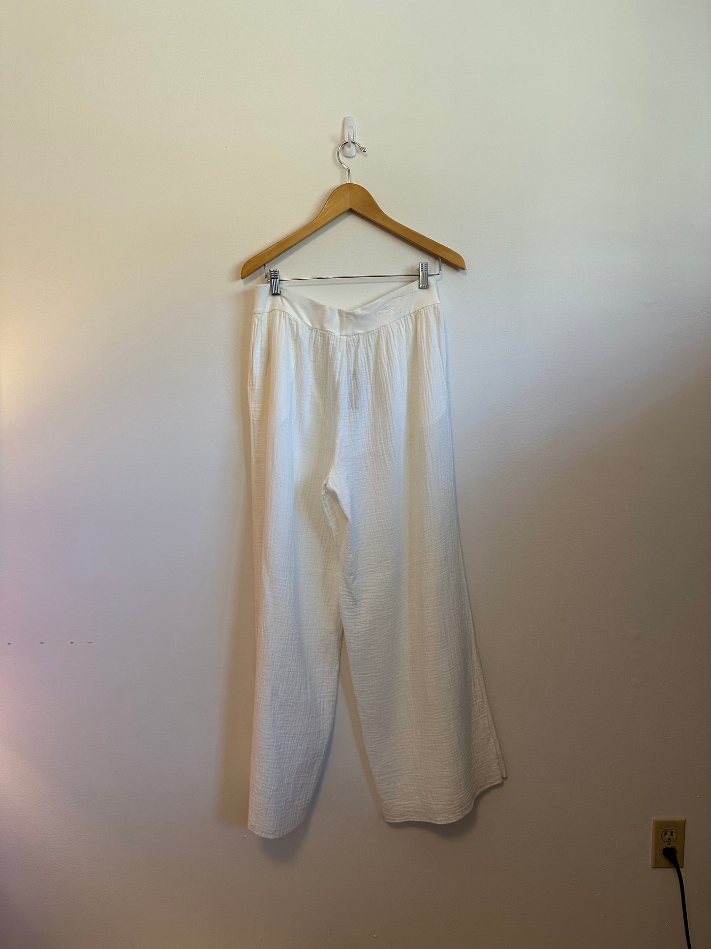 Hello Nite NWT Cotton Gauze Summer Pants in White Sand | Size Large