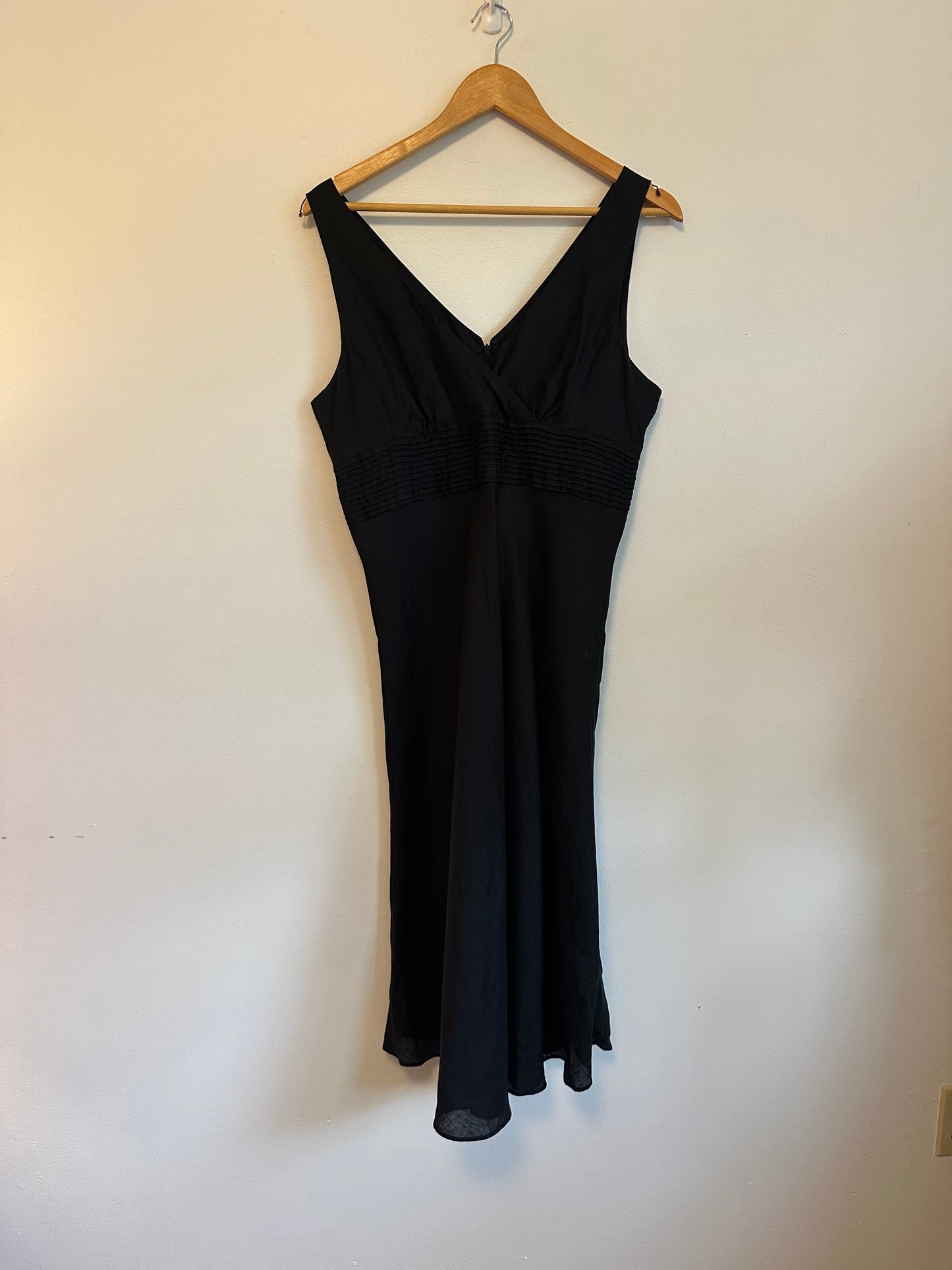 J. Crew Black Linen V-Neck Pintuck Empire Waist Dress | Size 12