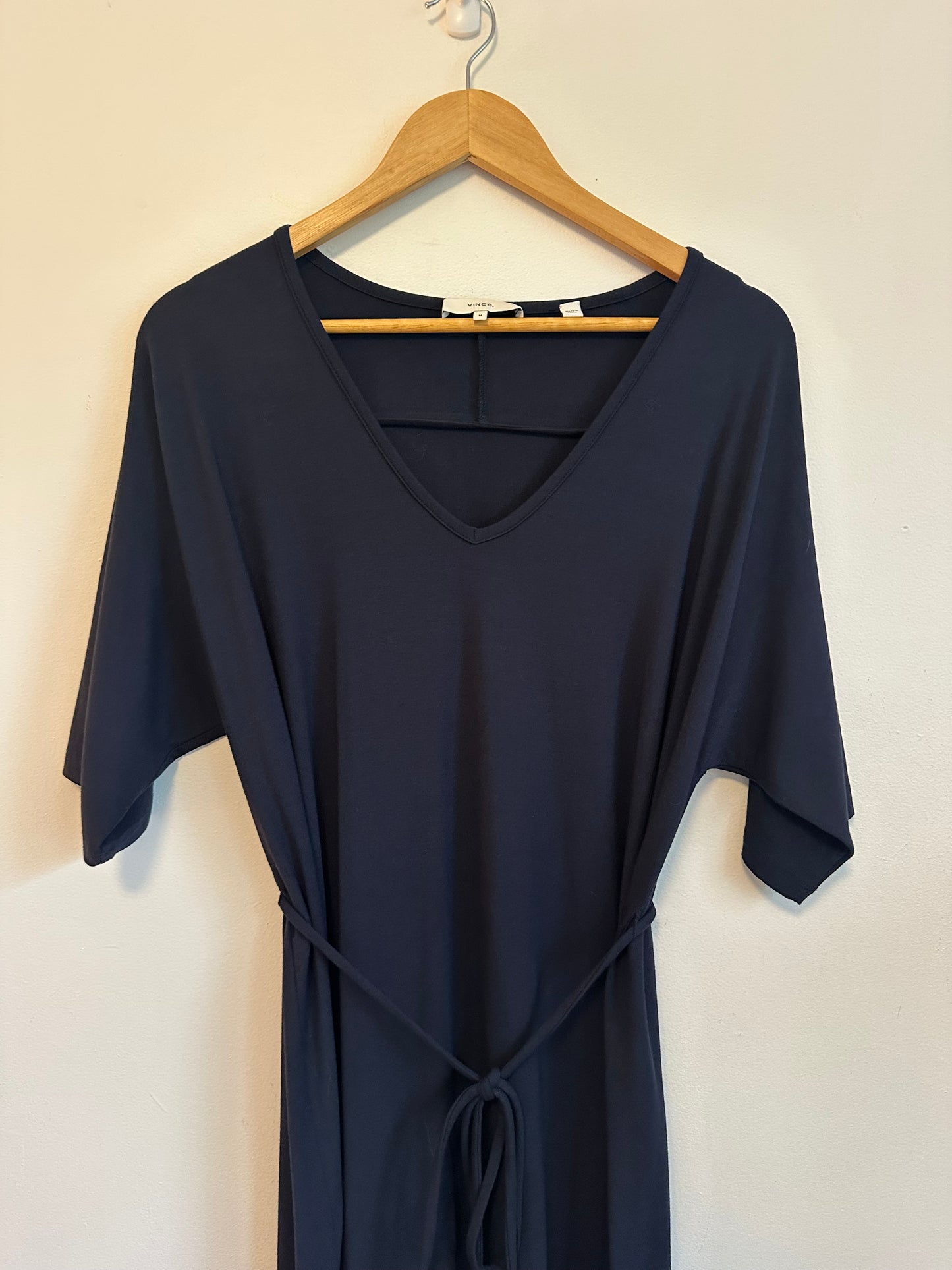 Vince Navy Blue V-Neck Tie Waist Dolman Sleeve Jersey Dress | Size Medium