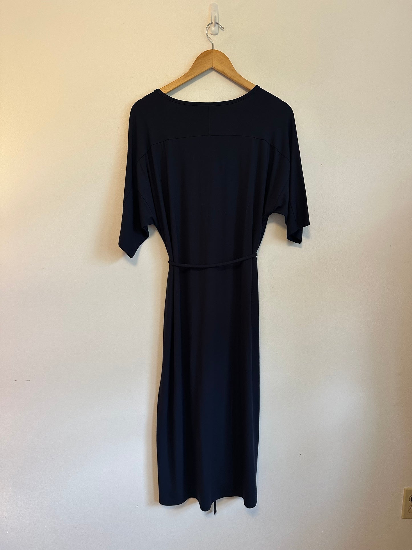 Vince Navy Blue V-Neck Tie Waist Dolman Sleeve Jersey Dress | Size Medium