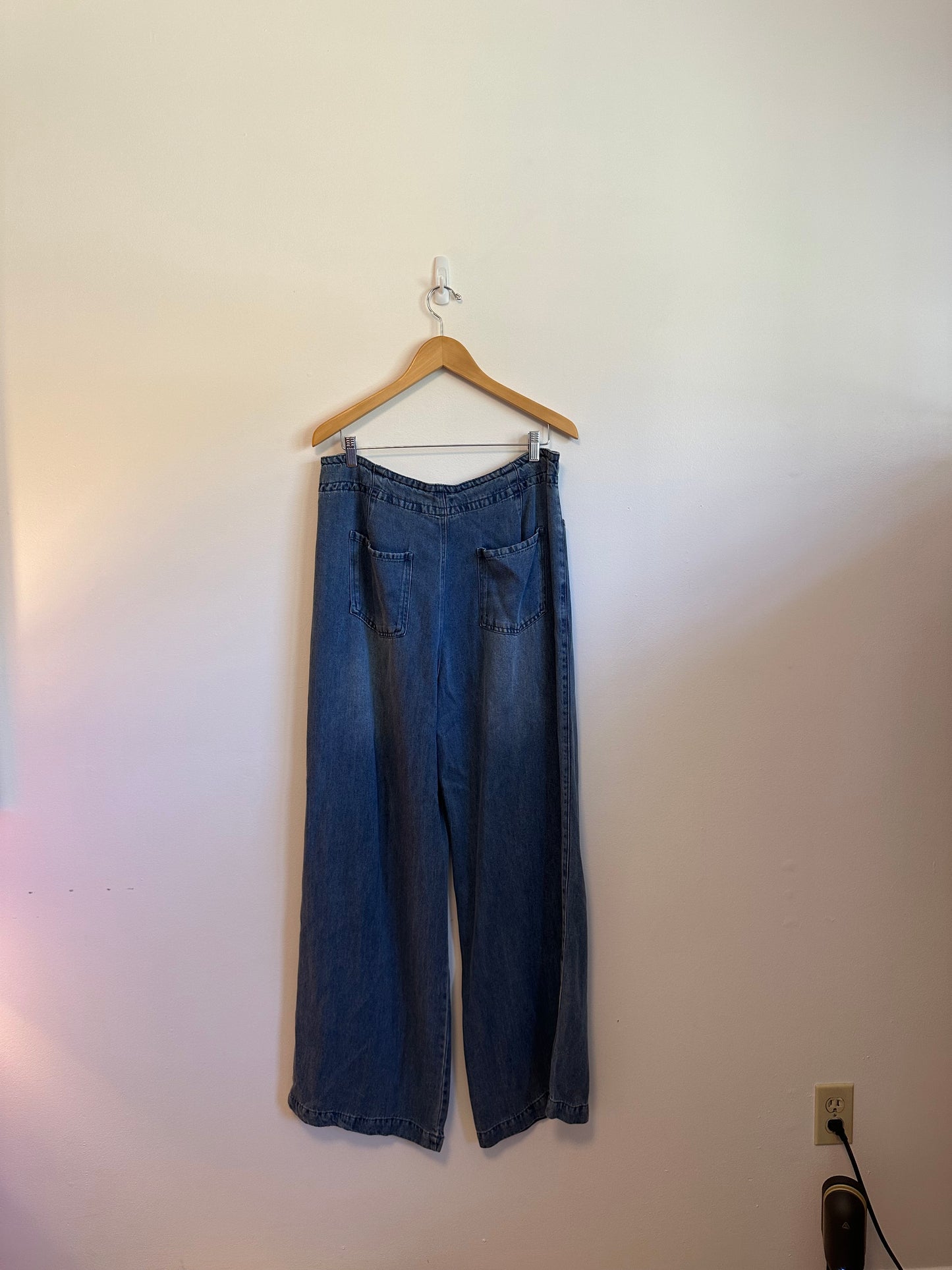 Thread & Supply Austin Pull On Drawstring Waist Denim Pants in Blue | Size Large