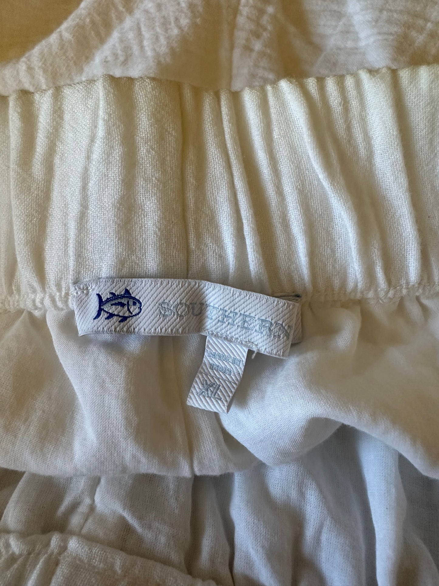 Southern Tide NWT Cotton Gauze Pull On Shorts in White | Size XL