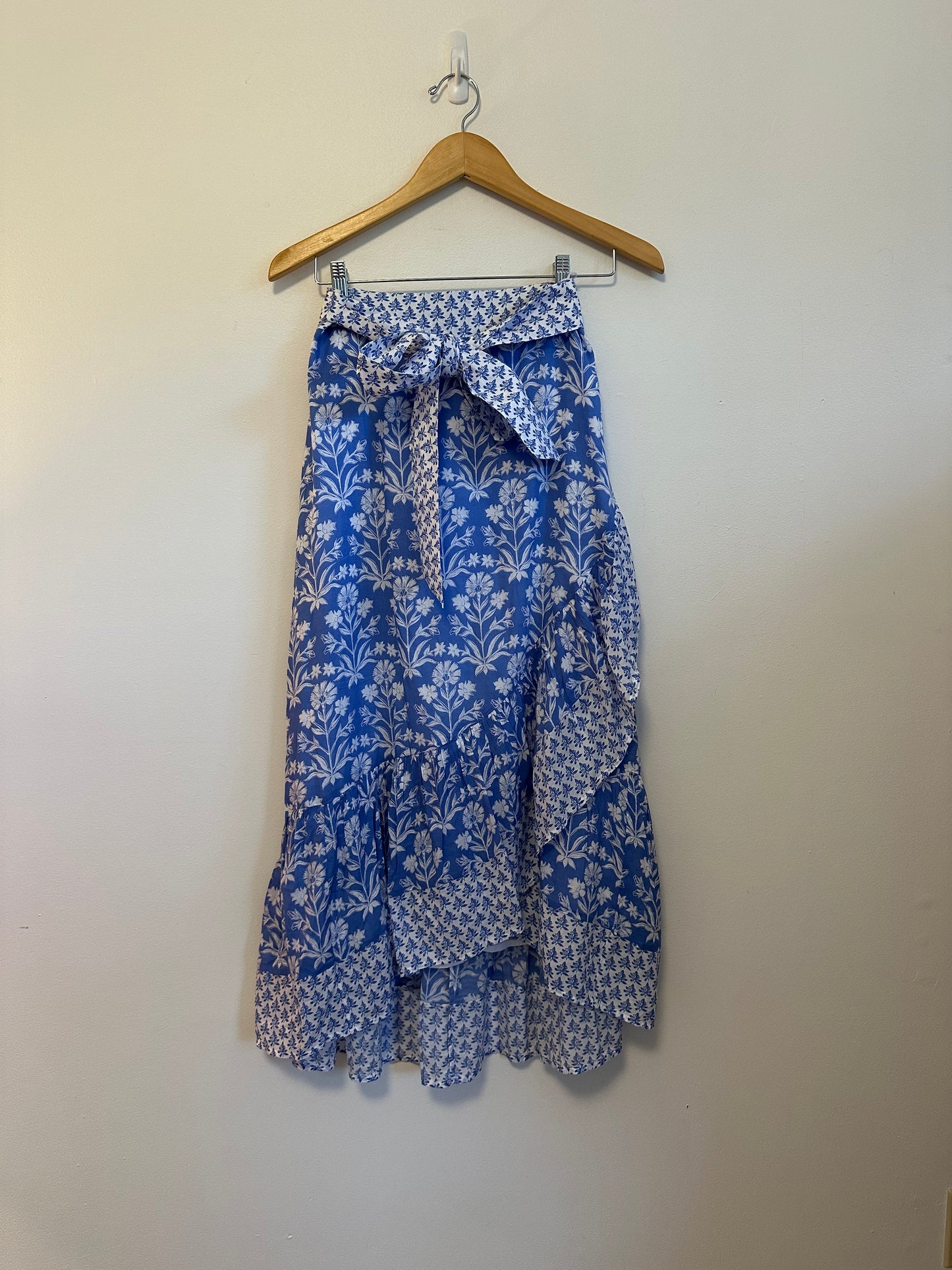 NWT Vineyard Vines Katana Blue Floral Maxi Skirt | Size XS