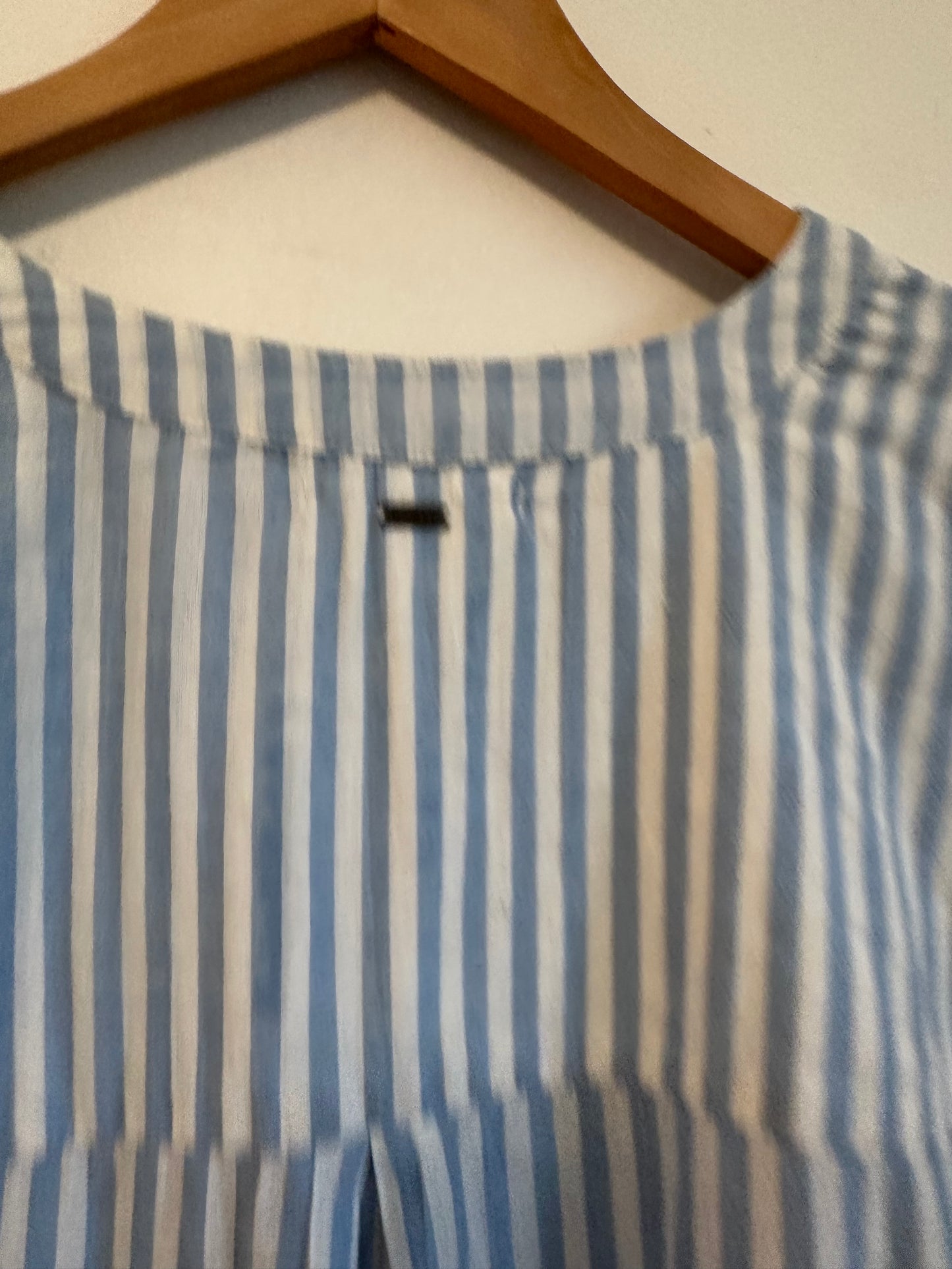 O'Neill Blue and White Striped Cotton V-Neck Tunic Shirt | Size Medium