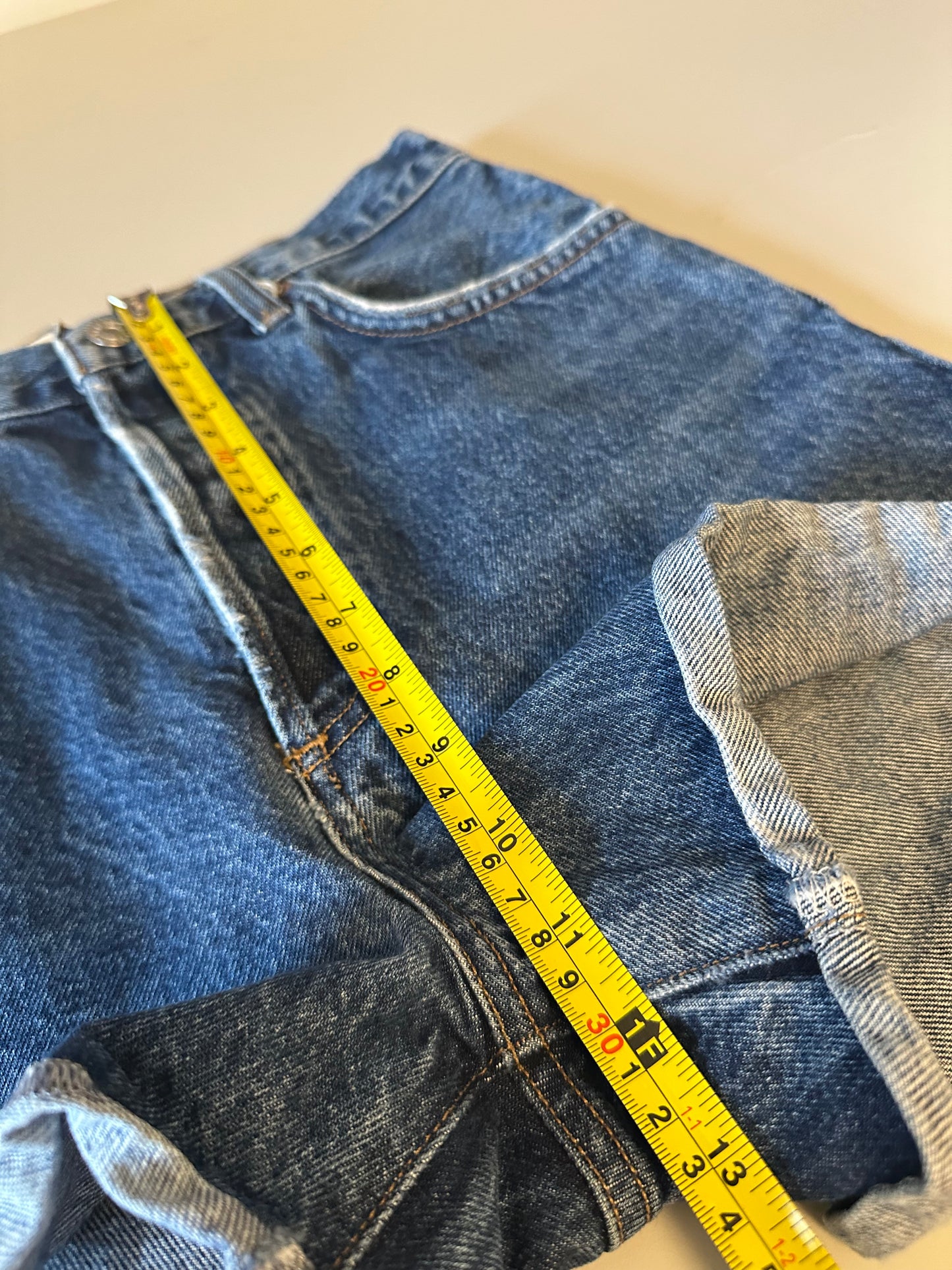 Agolde Dee High Rise Dark Wash Denim Shorts | Size 27