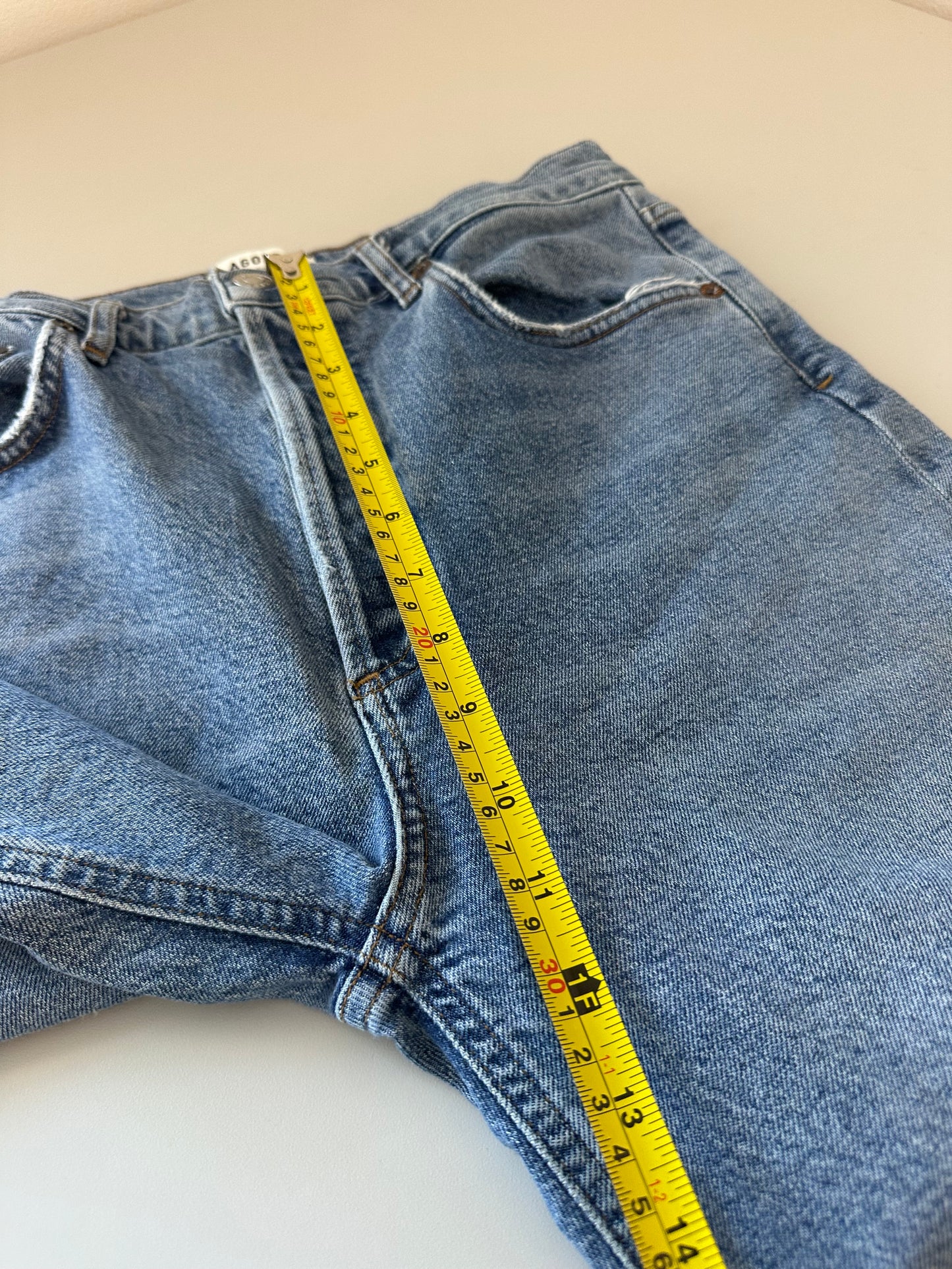 Agolde Riley Distressed Straight Leg Stretch Blue Jeans | Size 28