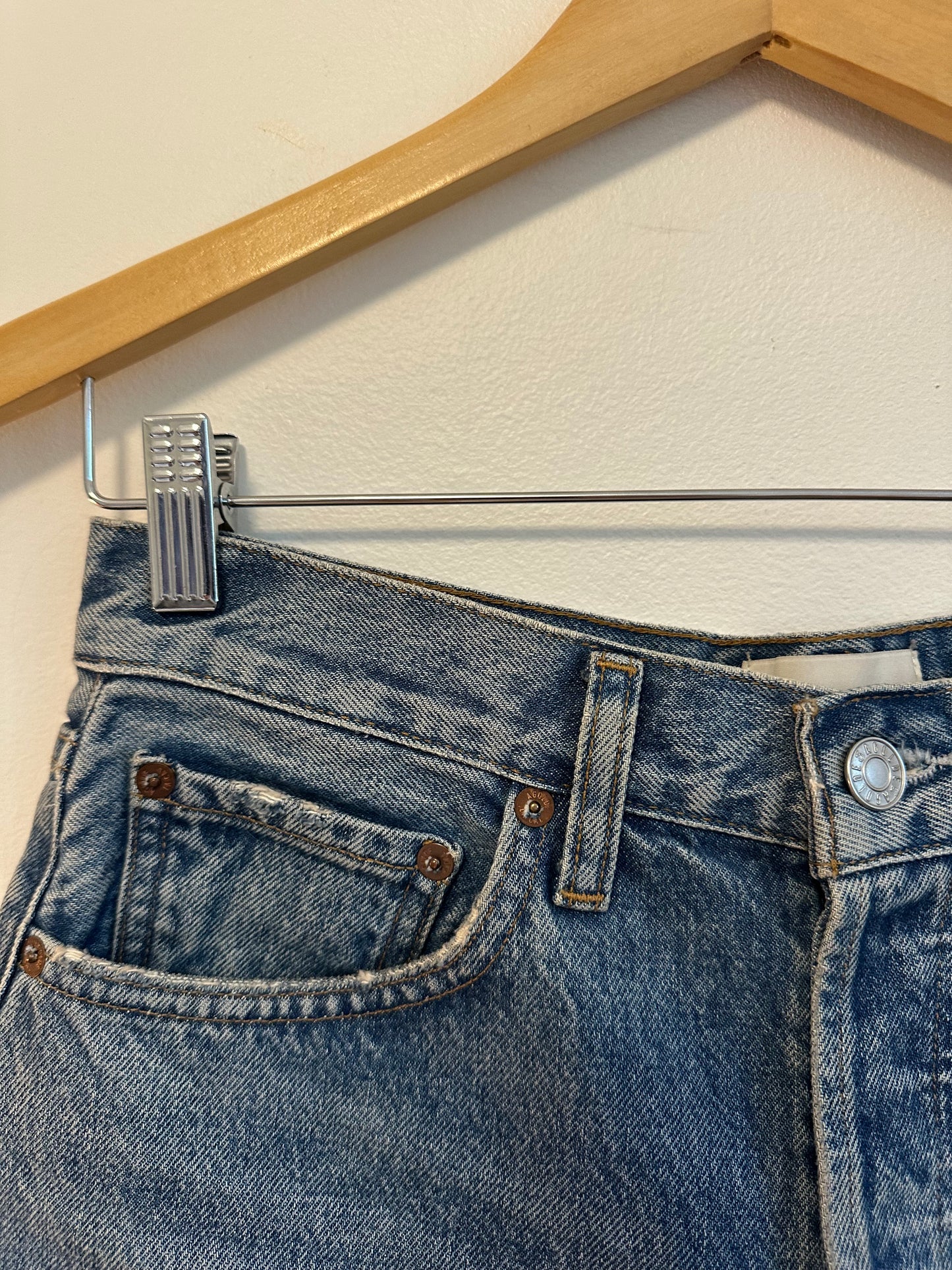 AGOLDE Parker Long High Rise Denim Jean Shorts in Medium Wash Blue | Size 25